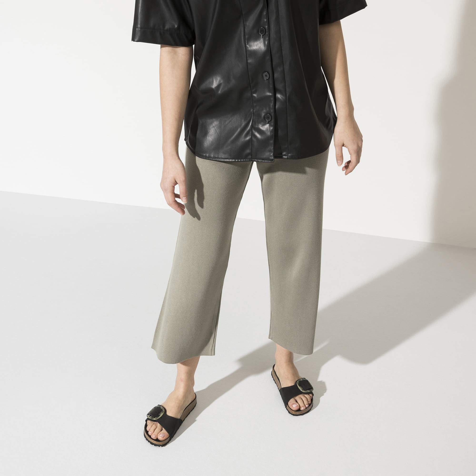 Madrid Big Buckle Nubuck Leather、mySite、gtrtttuynbv