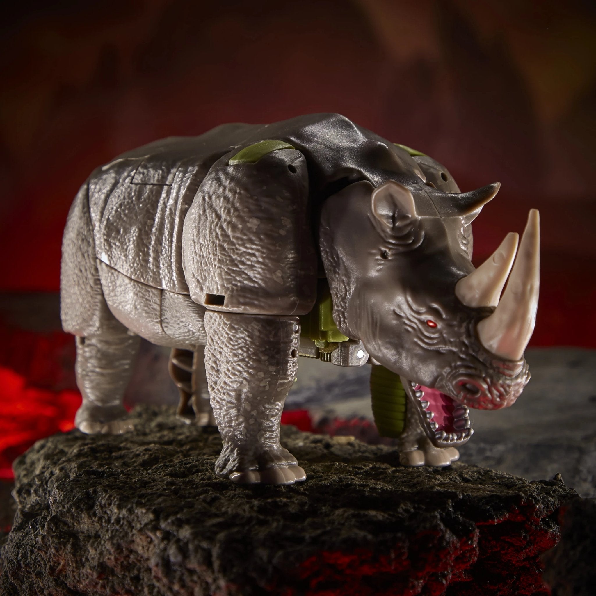 Transformers War for Cybertron Kingdom Voyager Rhinox、mySite、hgirdovlk