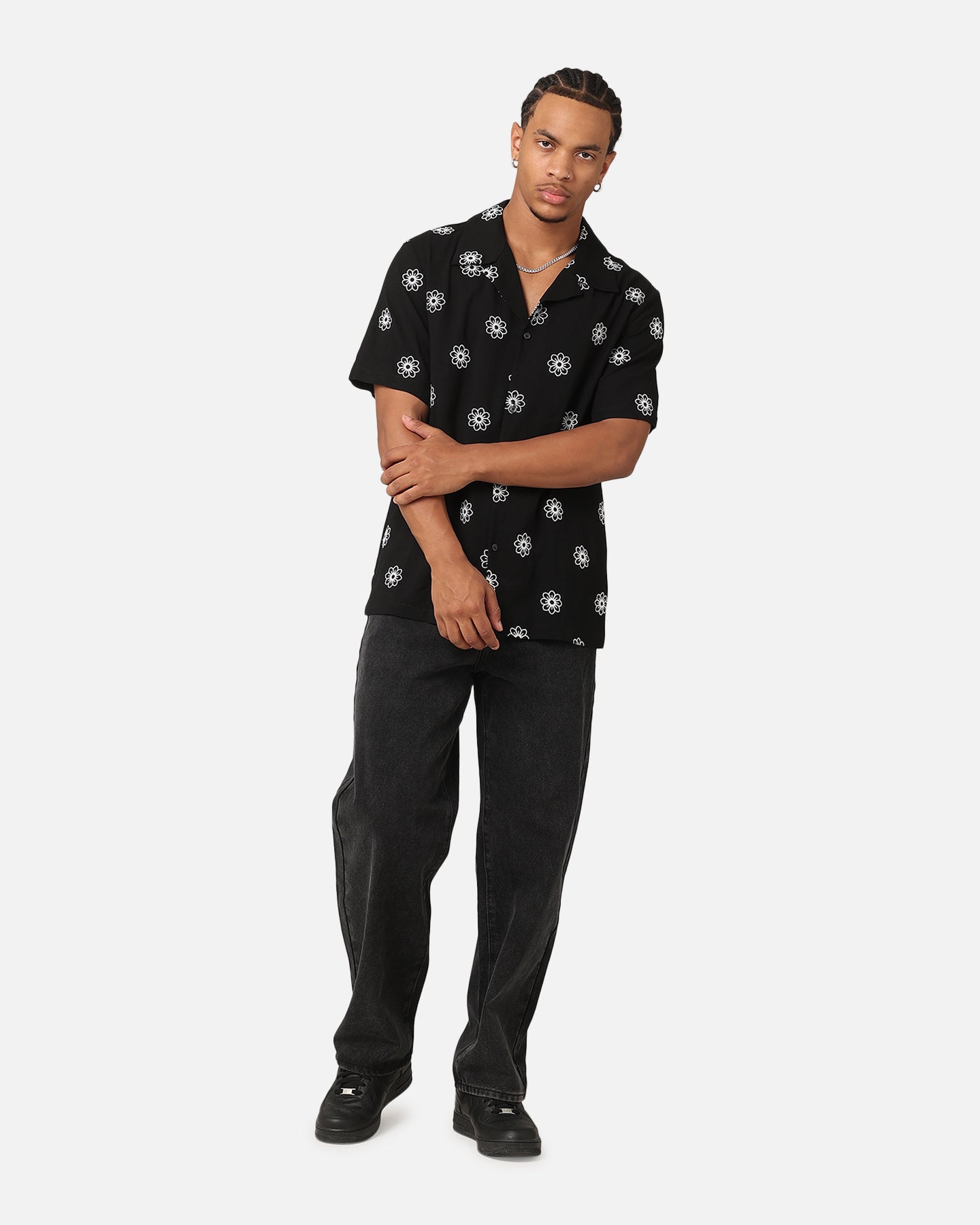 {product_title} - {shop_name}