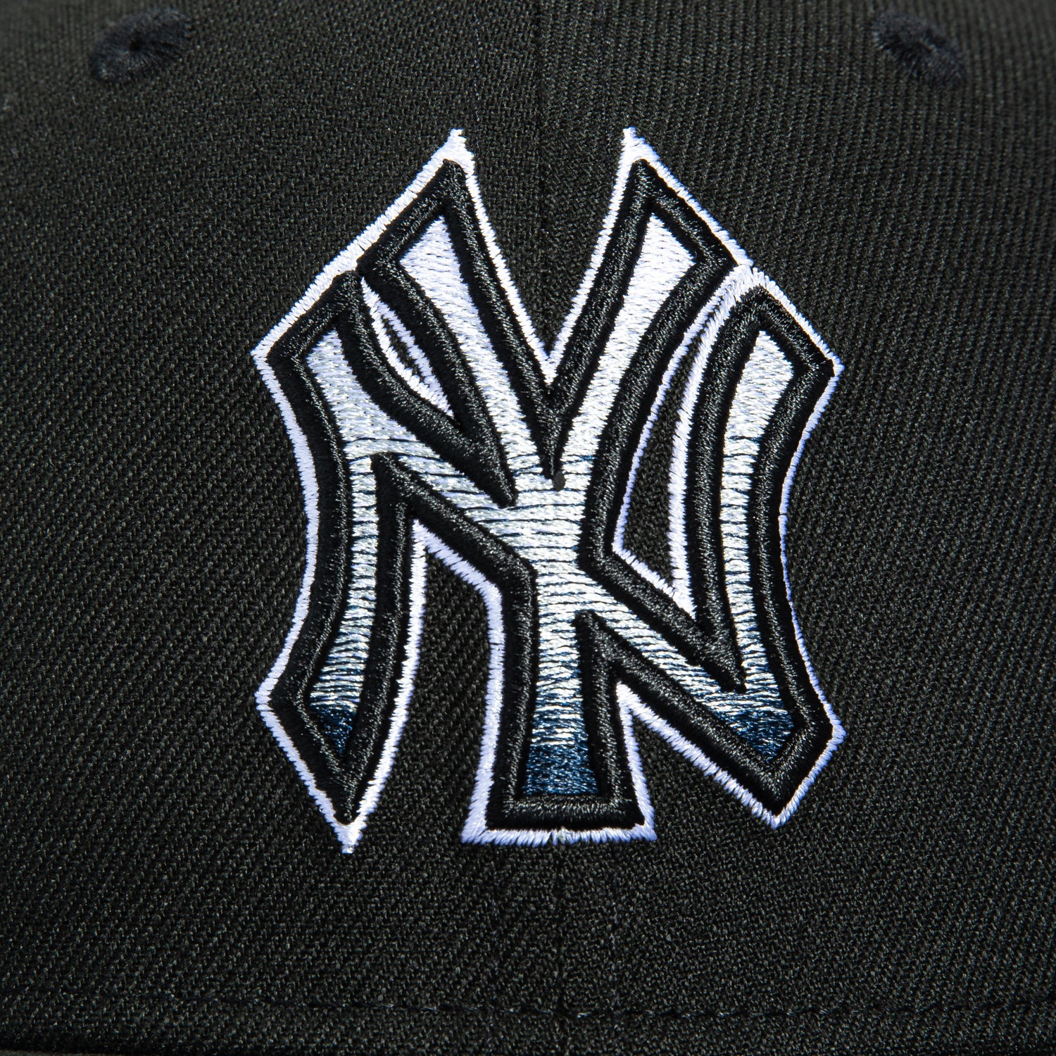 New Era 59Fifty Gradient Logo New York Yankees Hat - Black、mySite、vikingsvslions