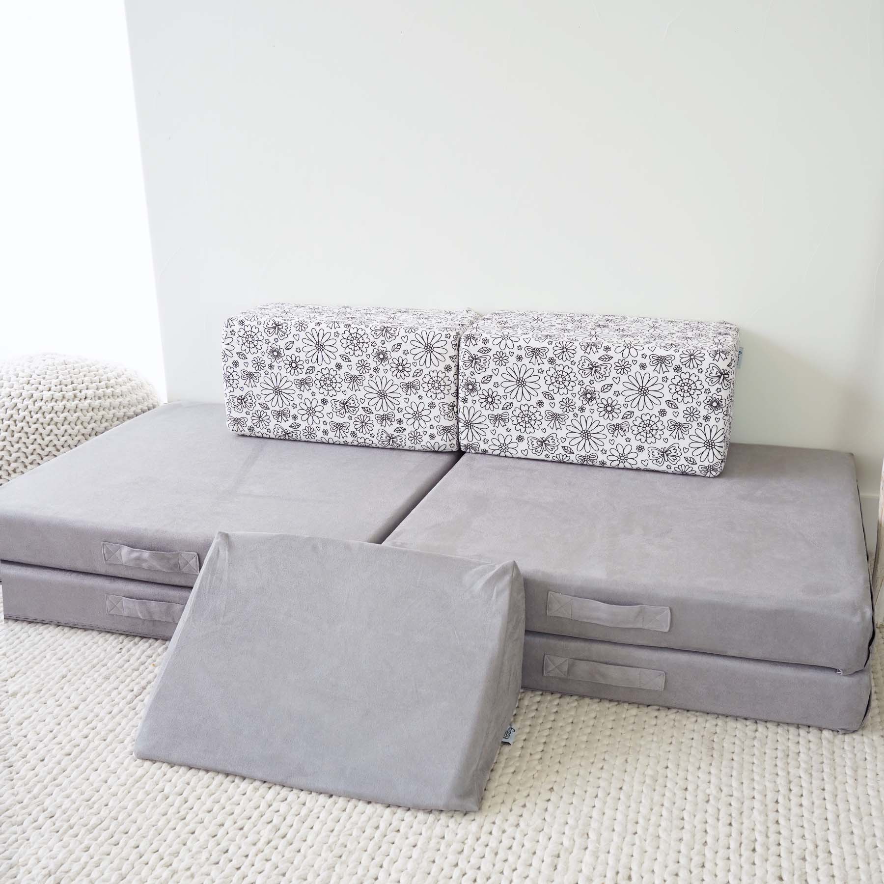  The Figgy Play Couch (7 pc) with Wedge X Caden Lane、mySite、layawaytickets