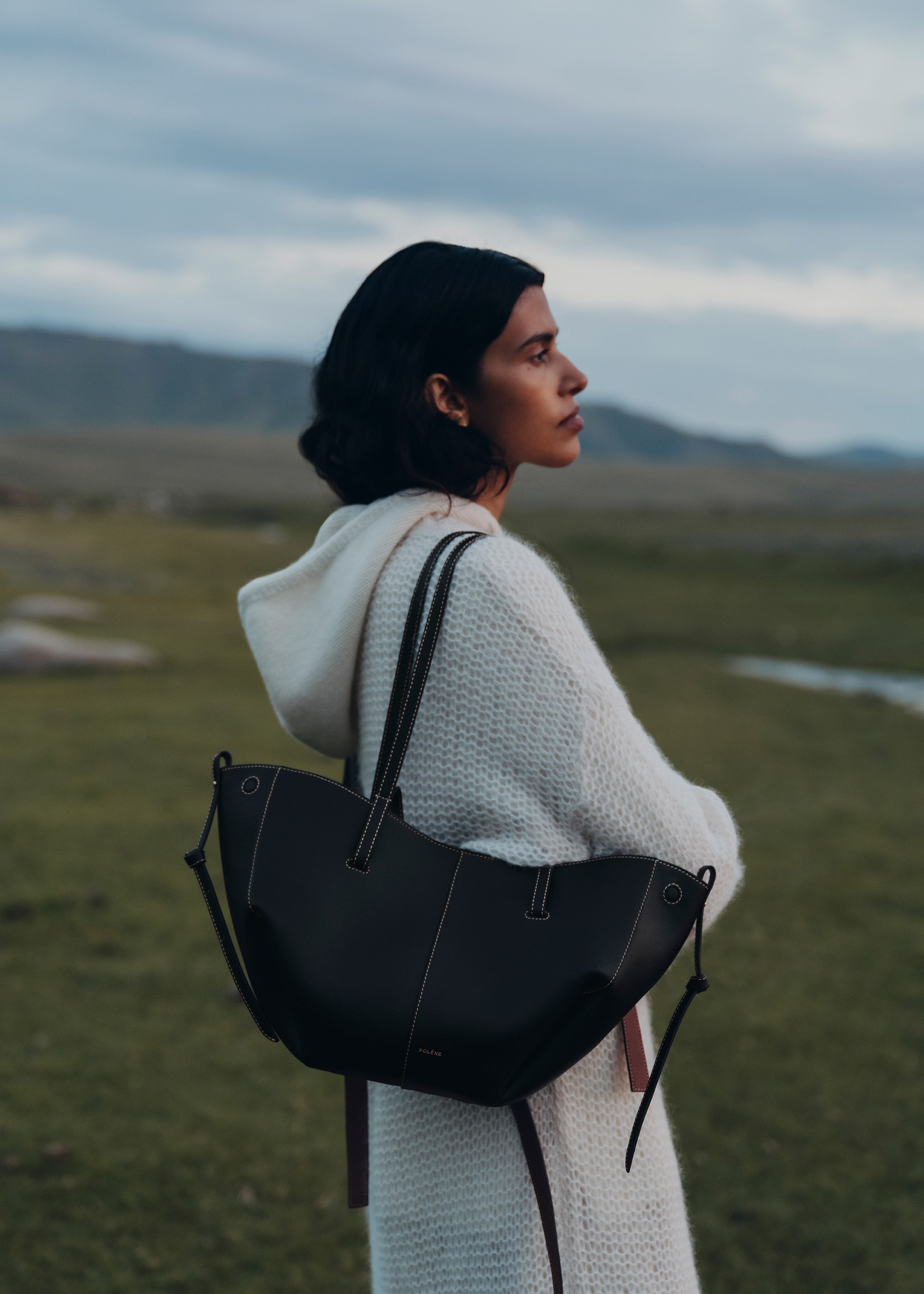 Cyme Mini - Noir Grain茅 Coutures crues、mySite、camillekostekn