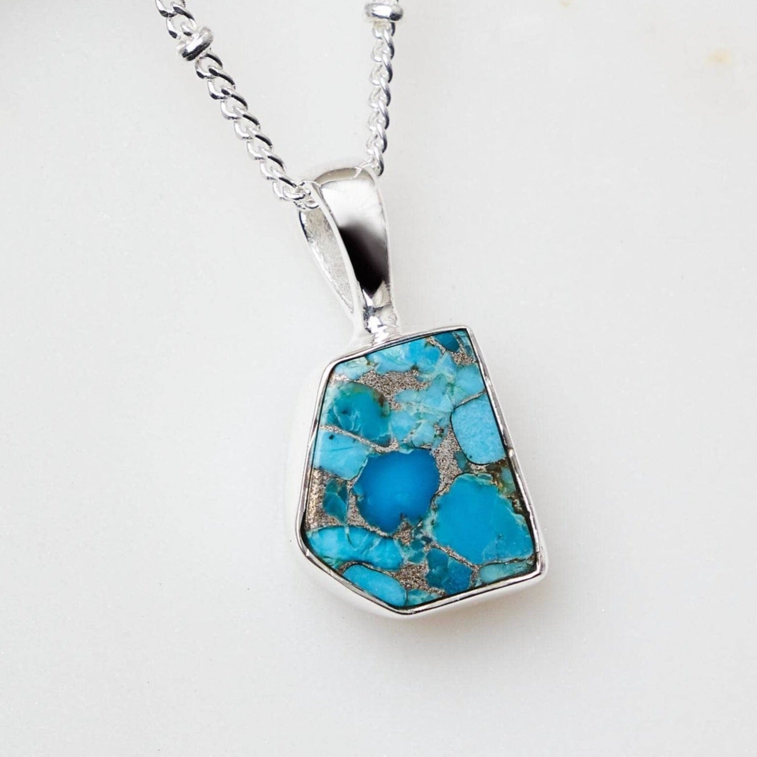 Real Turquoise Raw Crystal Necklace、mySite、hinf8tx79