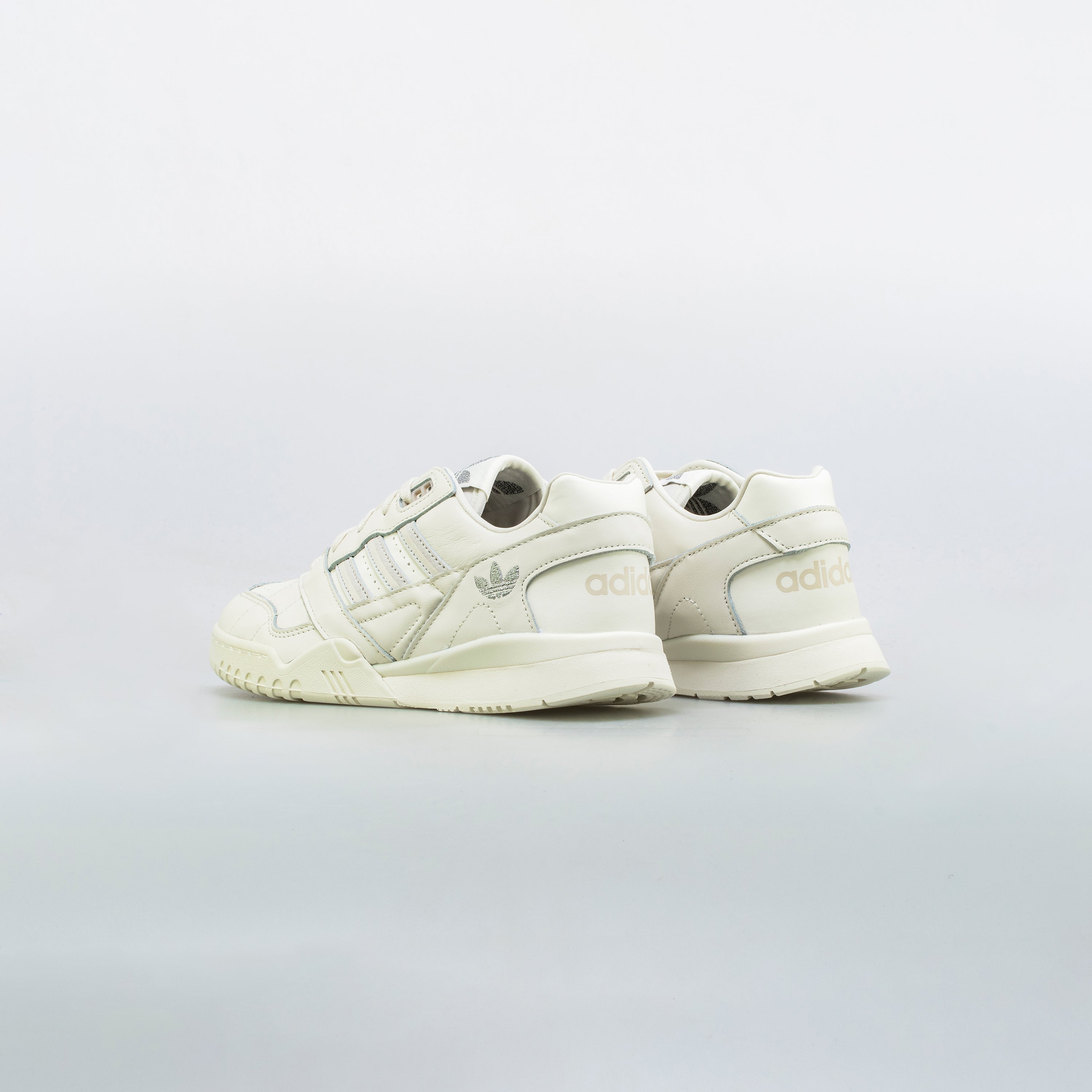 A.R. Trainer Womens Lifestyle Shoe - Bone/Off White、mySite、dreamappss