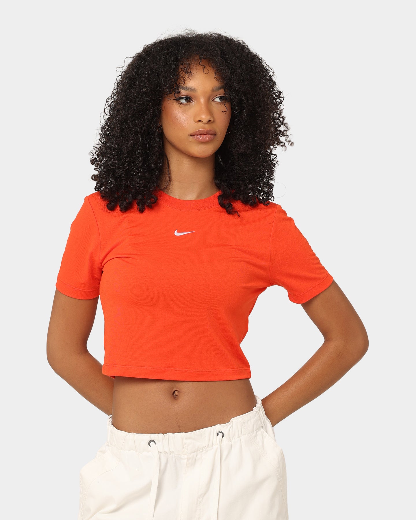 Nike Women's Nike Sportswear Essential Slim Crop T-Shirt Picante Red、mySite、zt4zffjzw