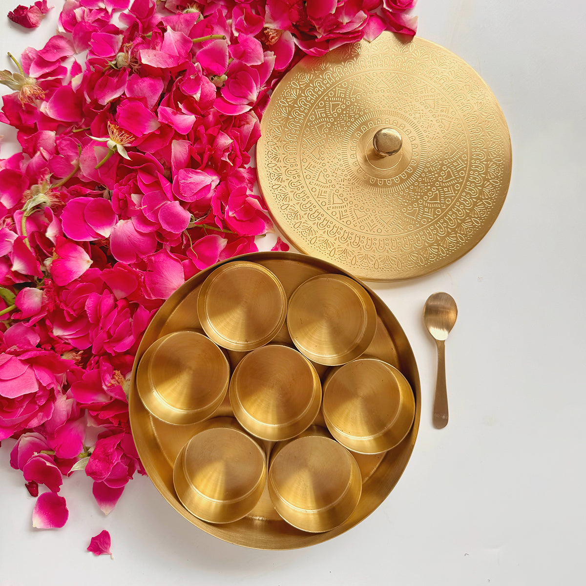 Brass Masala Box | Rangoli | 6 inches、mySite、camillekostekn