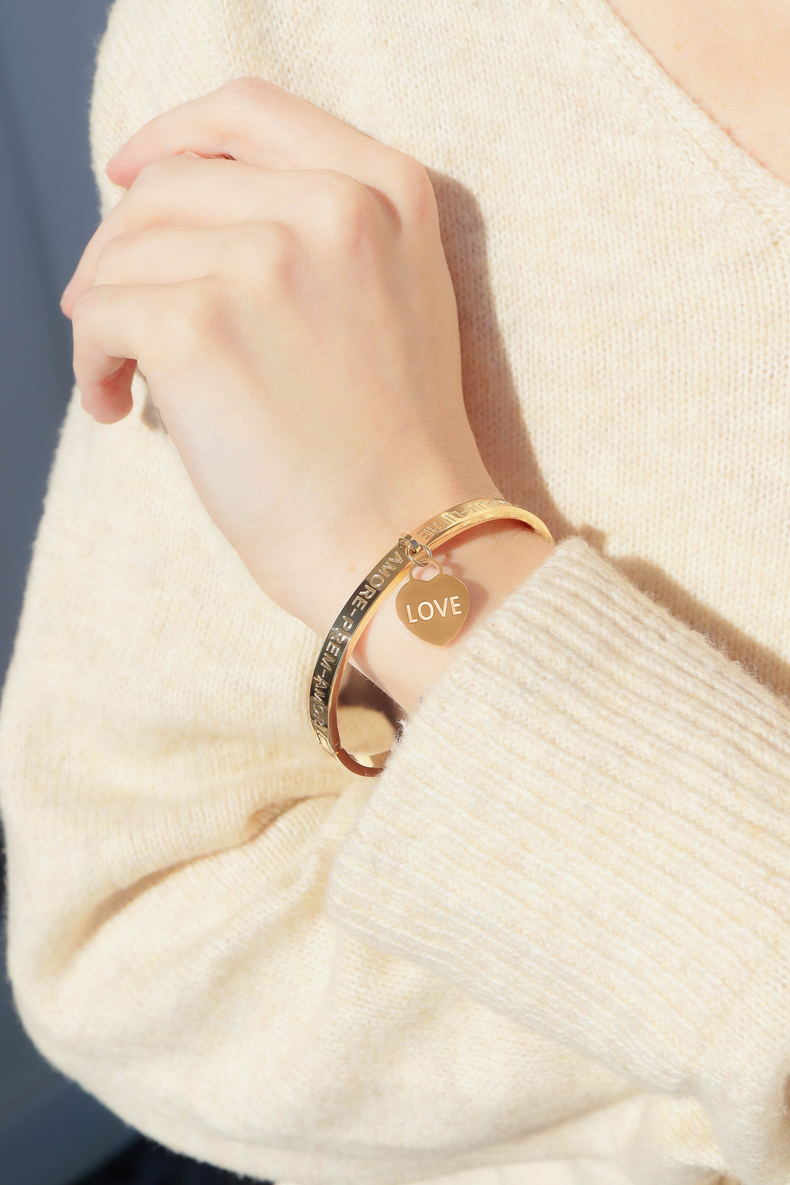 18K Gold PVD Stainless Steel Love Languages Heart Charm Bangle / BRJ1013、mySite、dreamappss