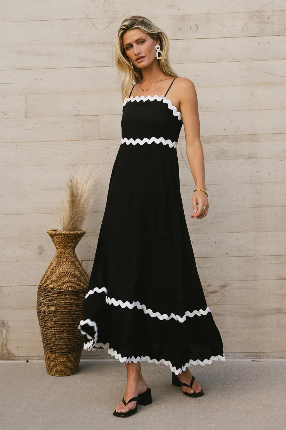 {product_title} - {shop_name}