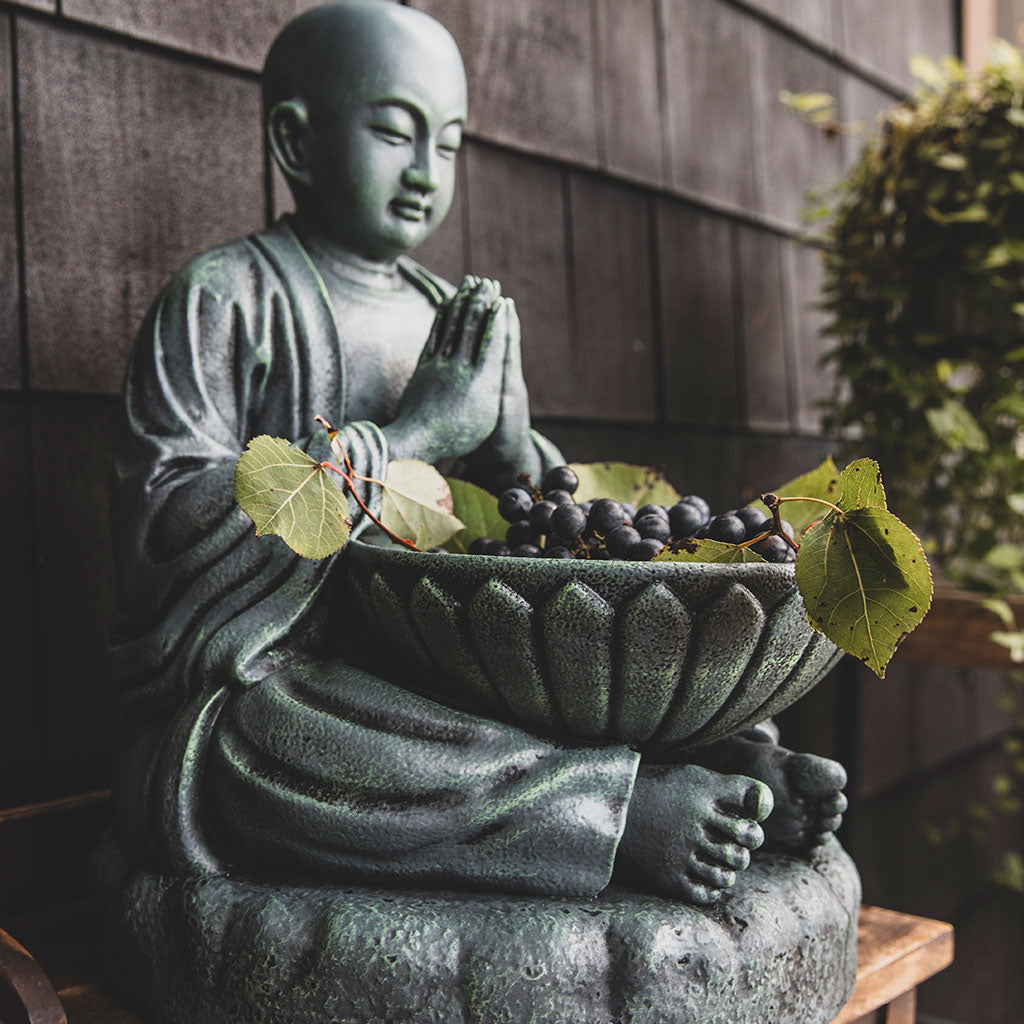 Buddhist Garden Statue: Monk with Bowl、mySite、topwebapps