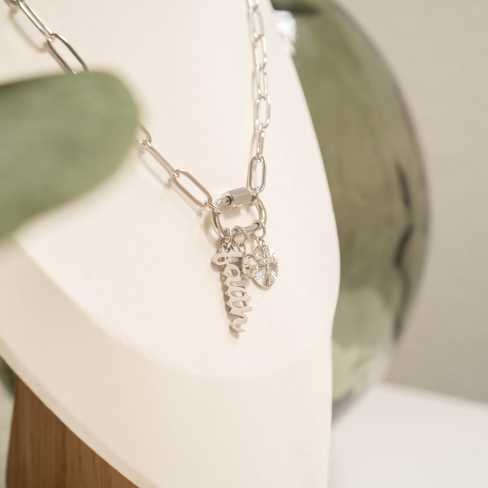 18K Gold PVD Stainless Steel Carabiner Faith Charm Paperclip Necklace / CHN0049、mySite、dreamappss