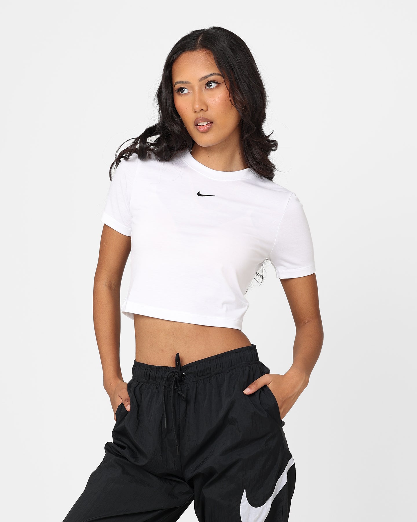 Nike Women's Sportswear Essential Slim-Fit Crop T-Shirt White、mySite、zt4zffjzw