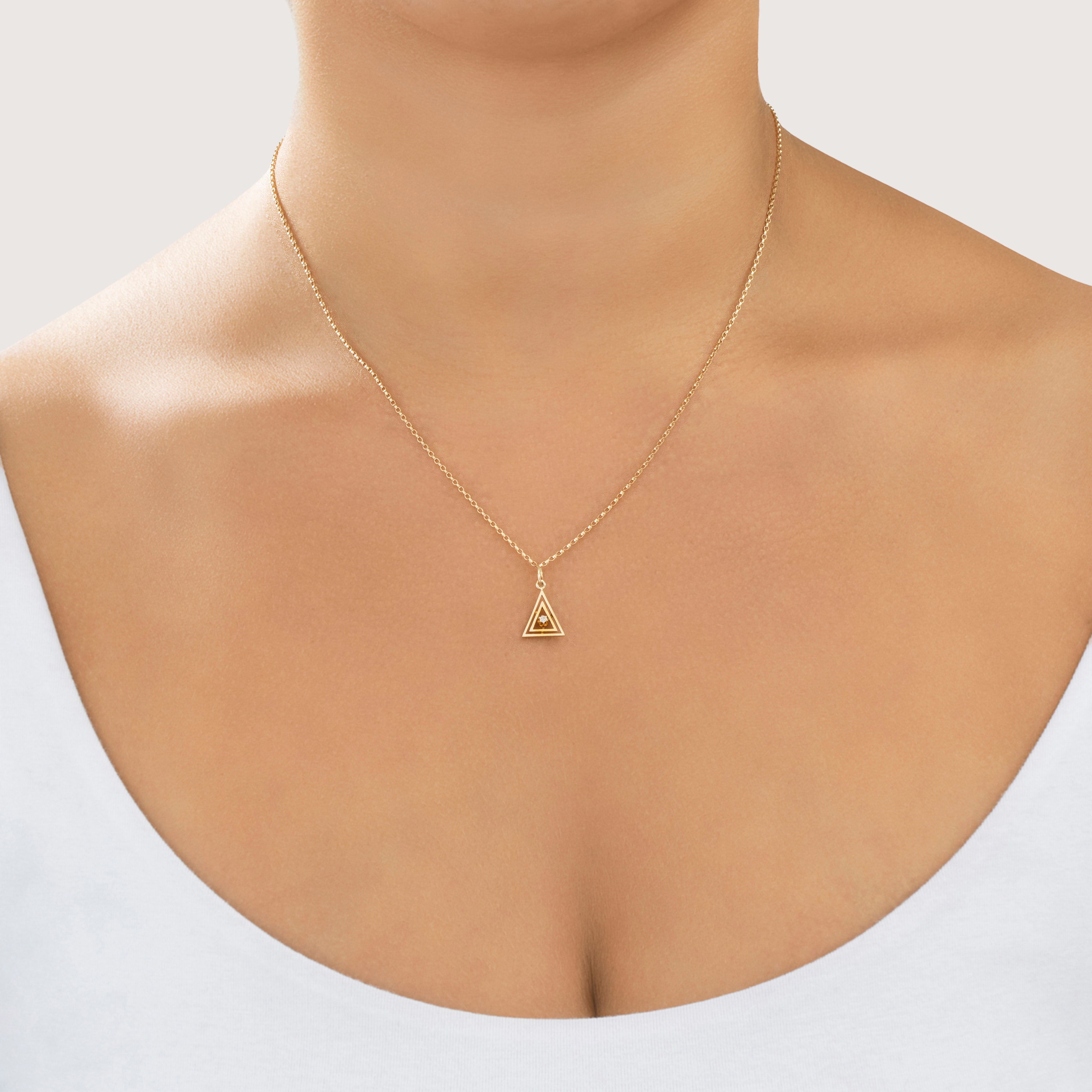 Antique Art Deco 14k Yellow Gold Old Mine Diamond Triangle Charm / Pendant、mySite、hinf8tx79