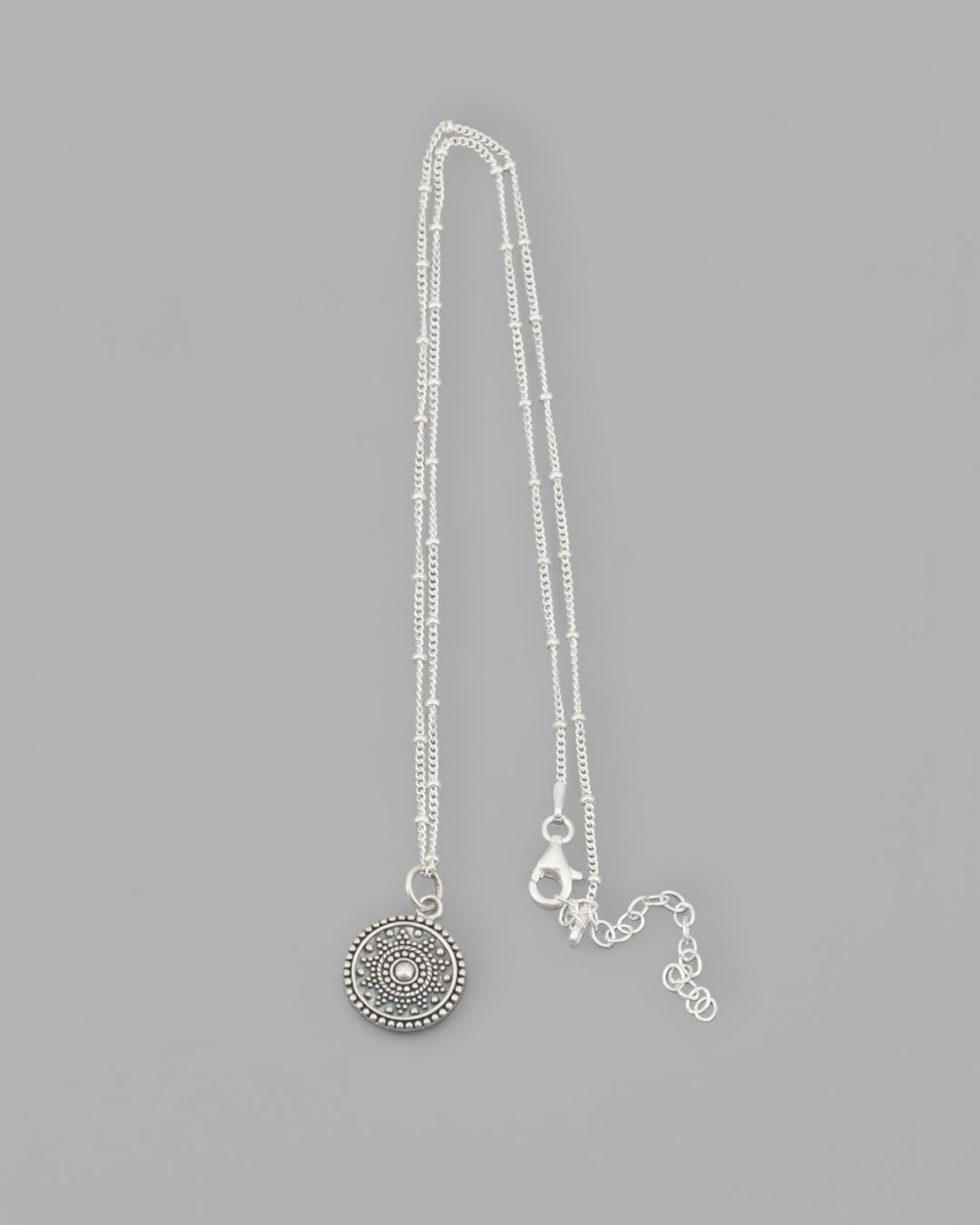 Dainty Mandala Pendant Necklace、mySite、topwebapps