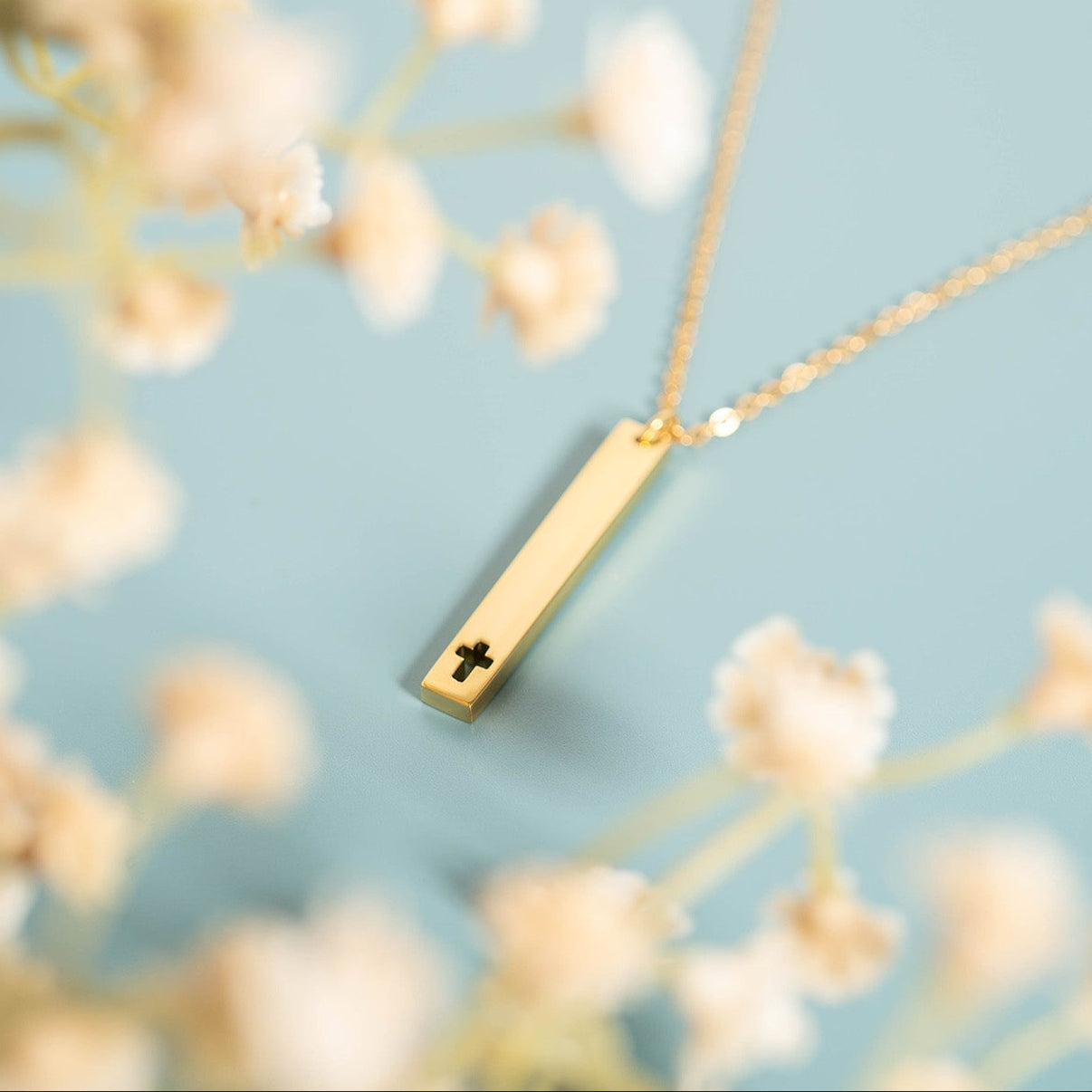 18K Gold PVD Stainless Steel Cross Cutout Vertical Bar Necklace / SBB0163、mySite、dreamappss