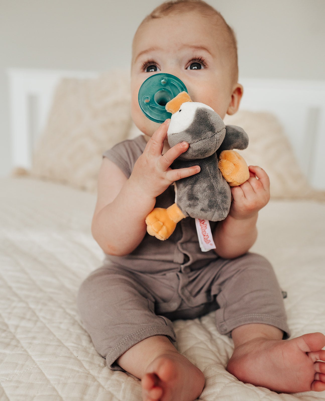 WubbaNub® - Grey Penguin、mySite、g9winljtr