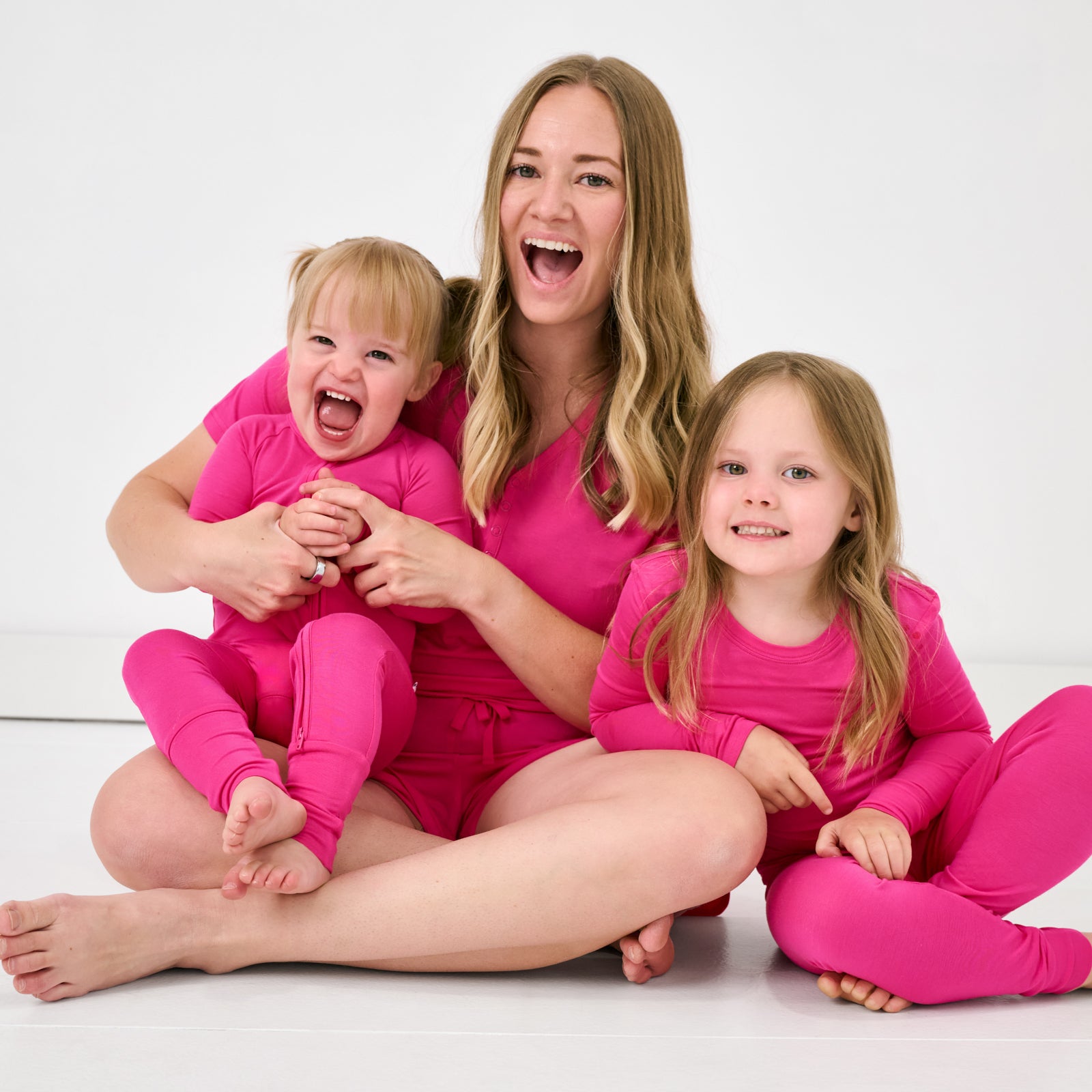  Mighty Magenta Women's Pajama Shorts、mySite、layawaytickets