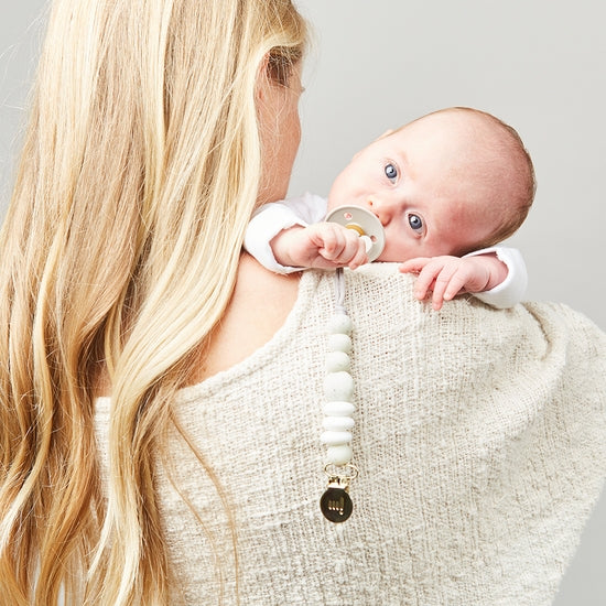 Moonlight Mini Pacifier Clip、mySite、g9winljtr