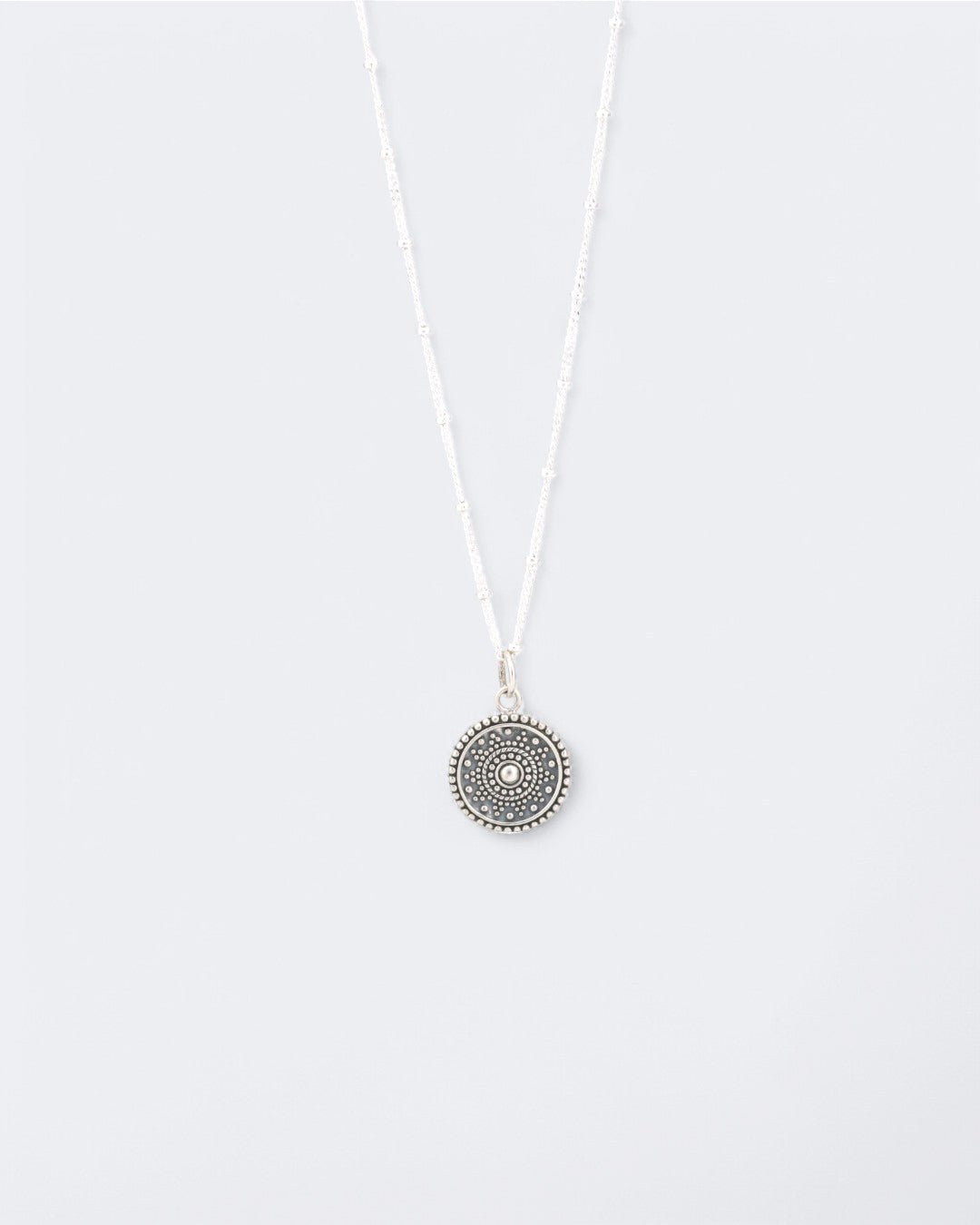 Dainty Mandala Pendant Necklace、mySite、topwebapps