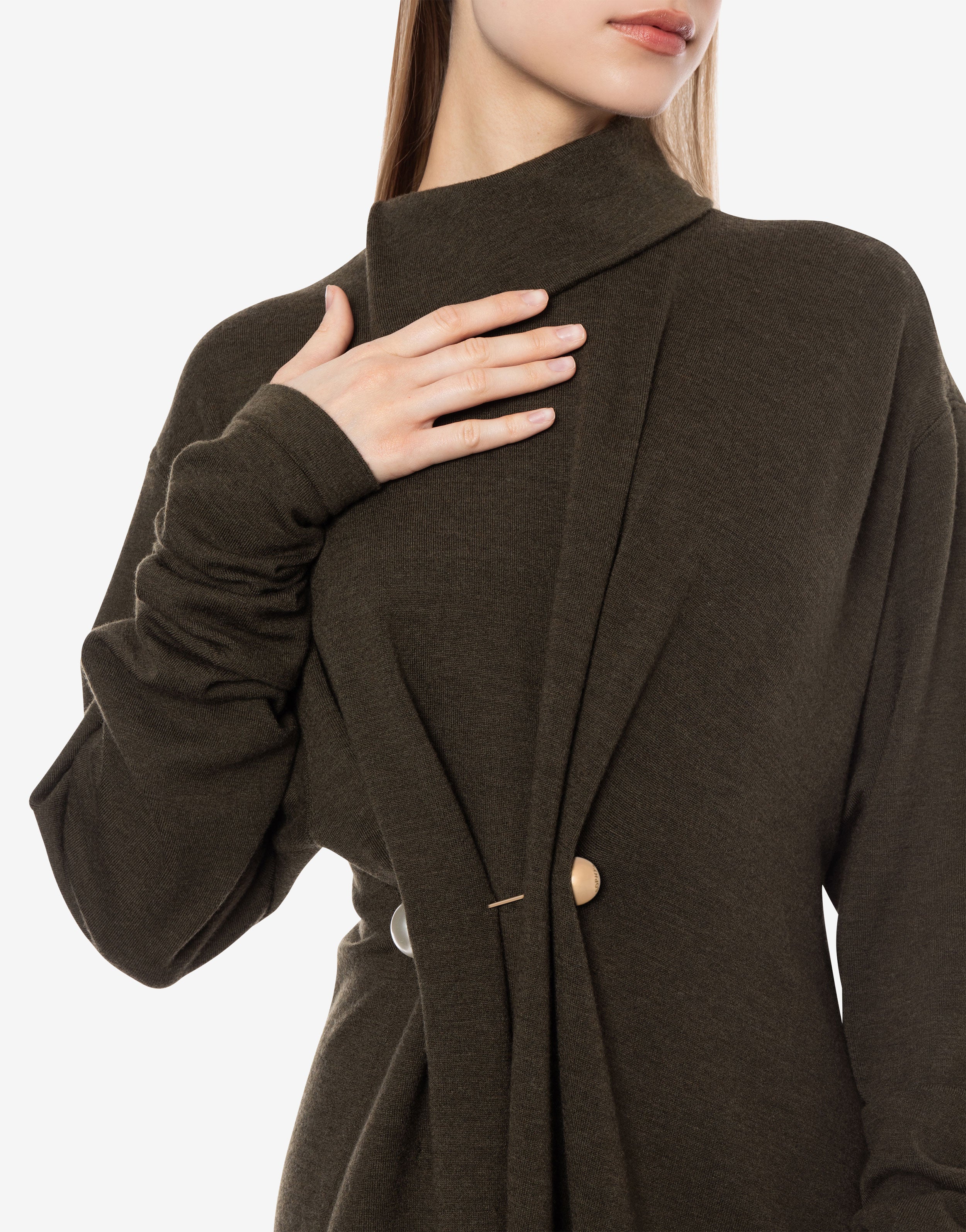 Abito in lana con spilla gioiello、mySite、aoinhome