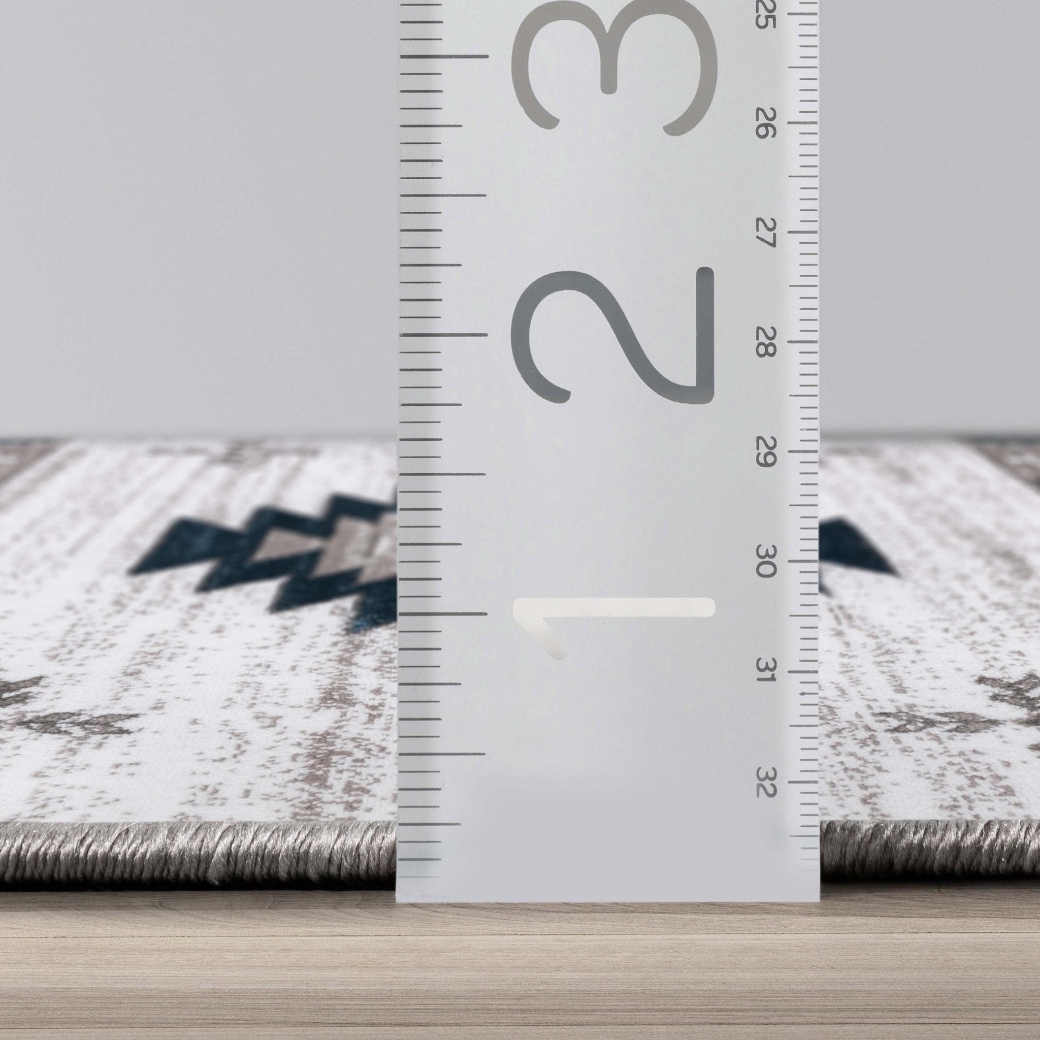 Rodrigo Southwestern Diamond Rug、mySite、gigharbornorthrealestate