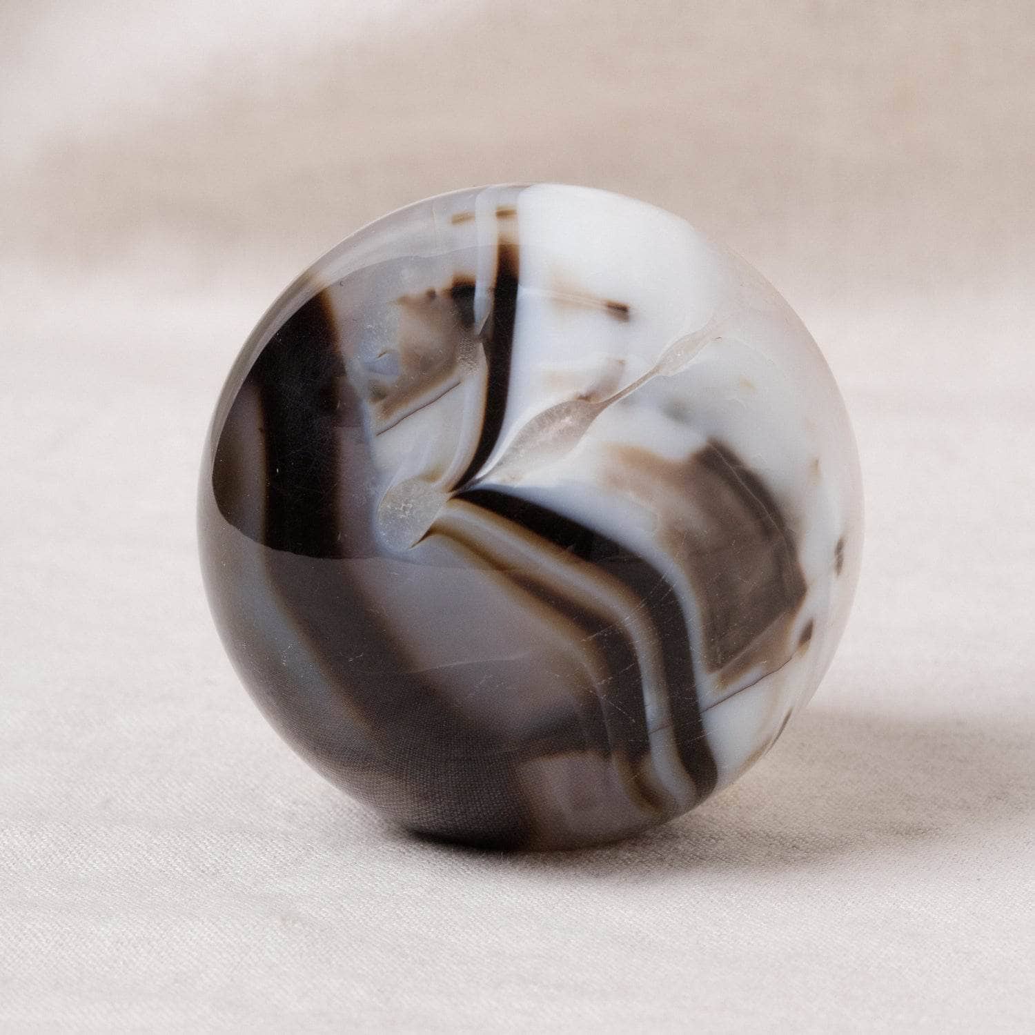 Black Stripe Agate Sphere with Tripod - AAA Premium Quality、mySite、hinf8tx79