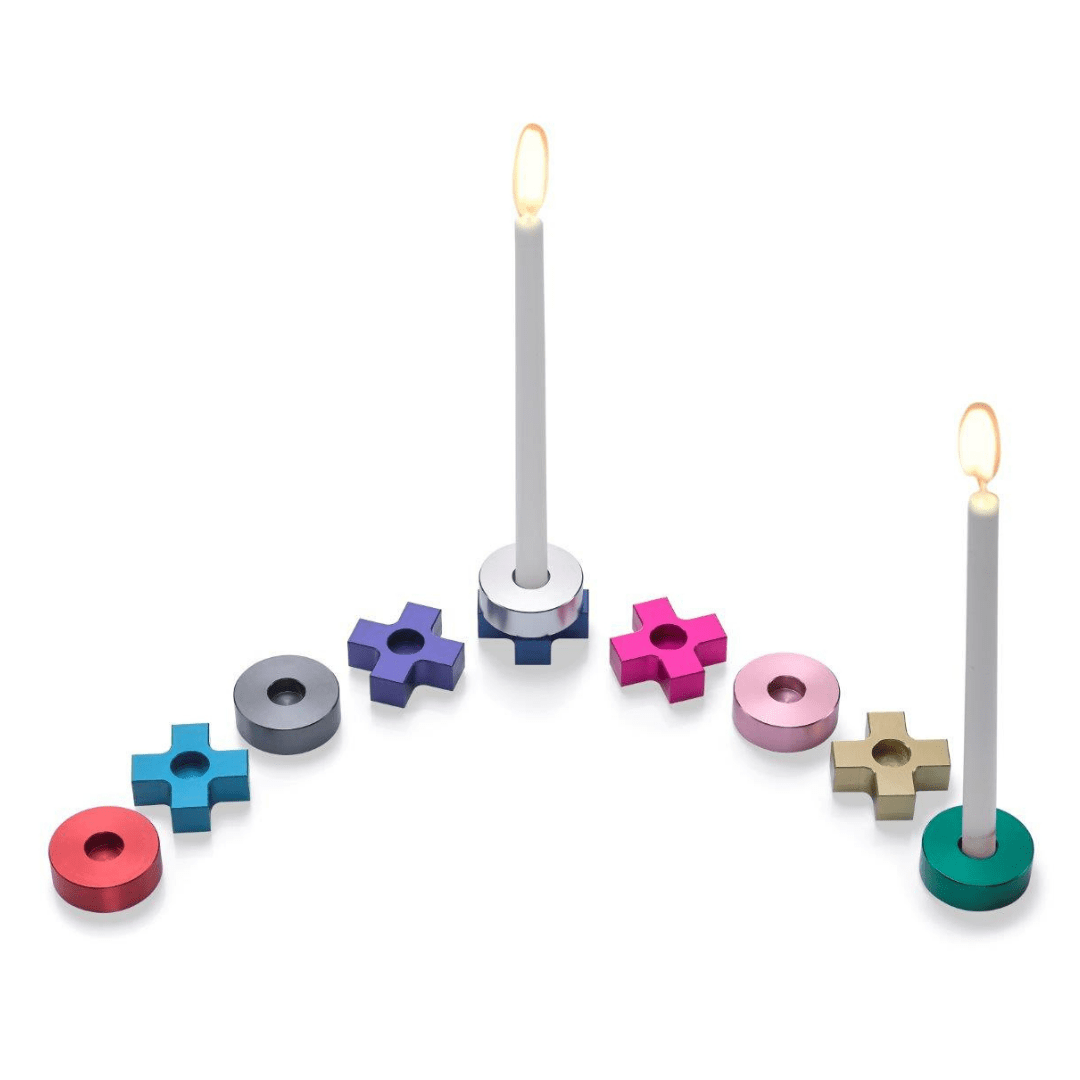 Tic Tac Toe Menorah by Laura Cowan - Rainbow、mySite、topwebapps