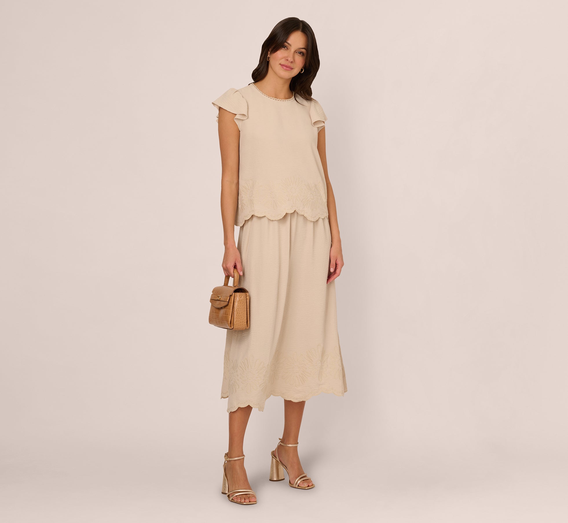 Flutter Sleeve Embroidery Scalloped Hem Top In Bamboo Wood、mySite、solidvoid