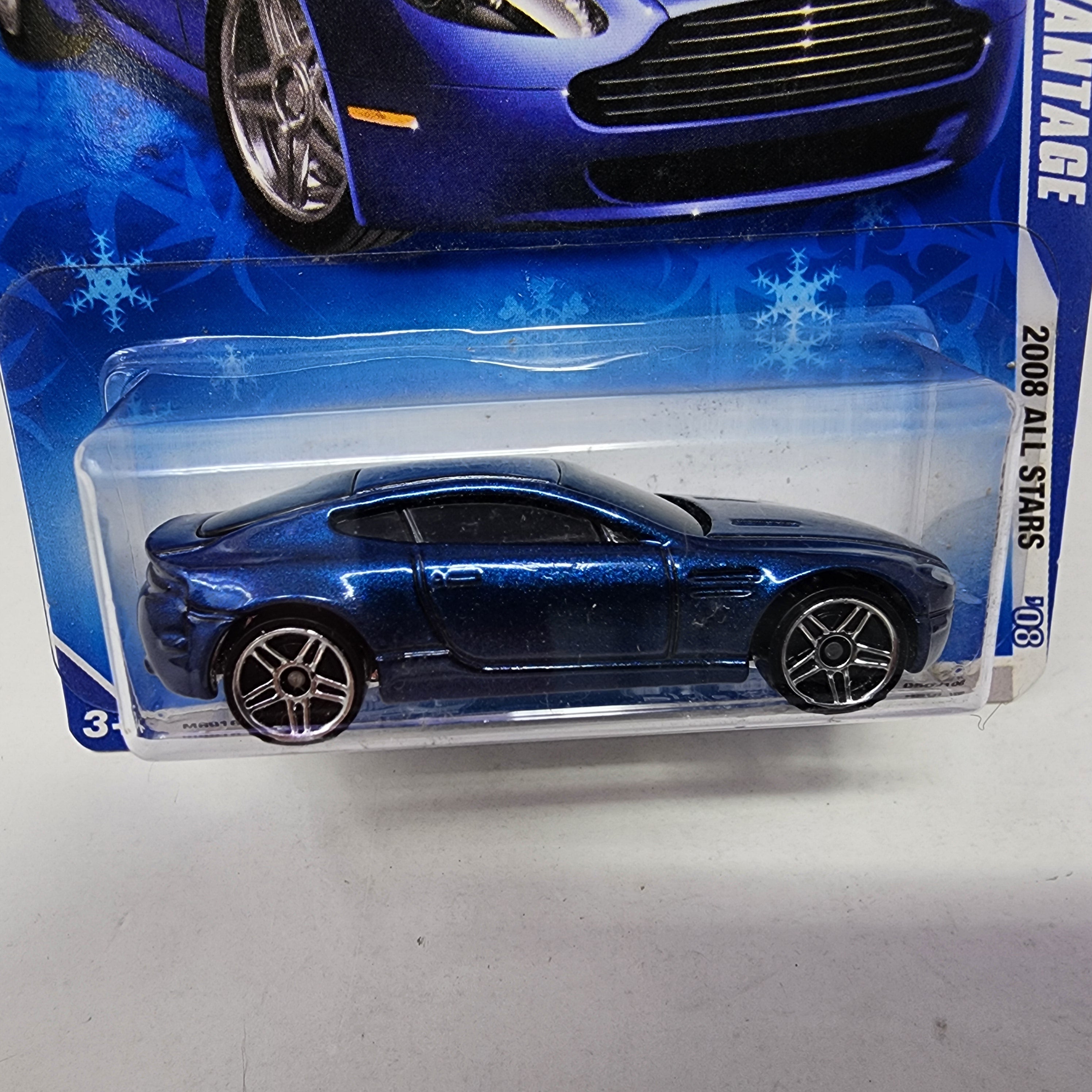 Aston Martin V8 Vantage #50 * Blue * Hot Wheels 2008 * Target Snow Card、mySite、hgirdovlk