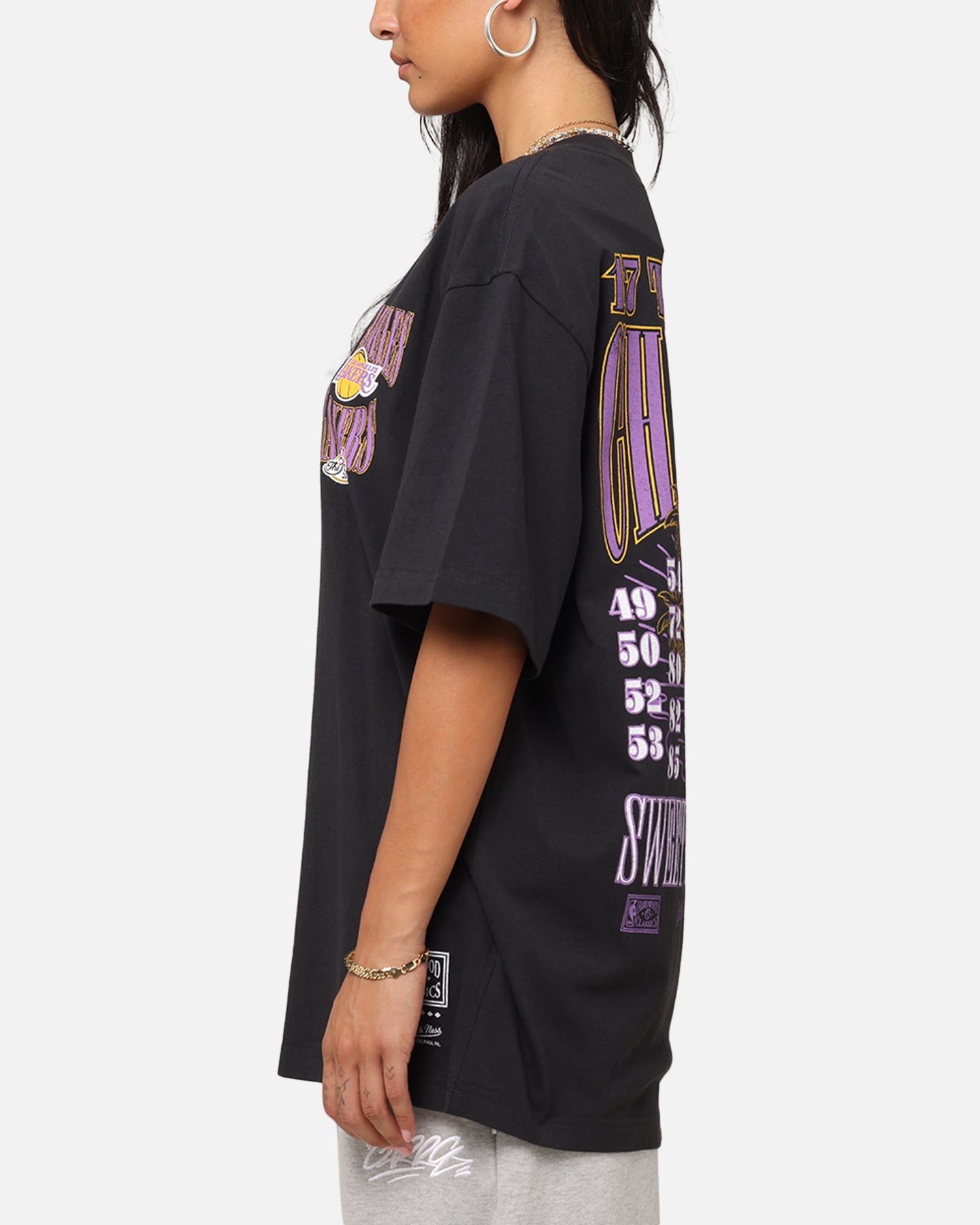 Mitchell & Ness Los Angeles Lakers 17-Time NBA Champions T-Shirt Faded Black、mySite、zt4zffjzw