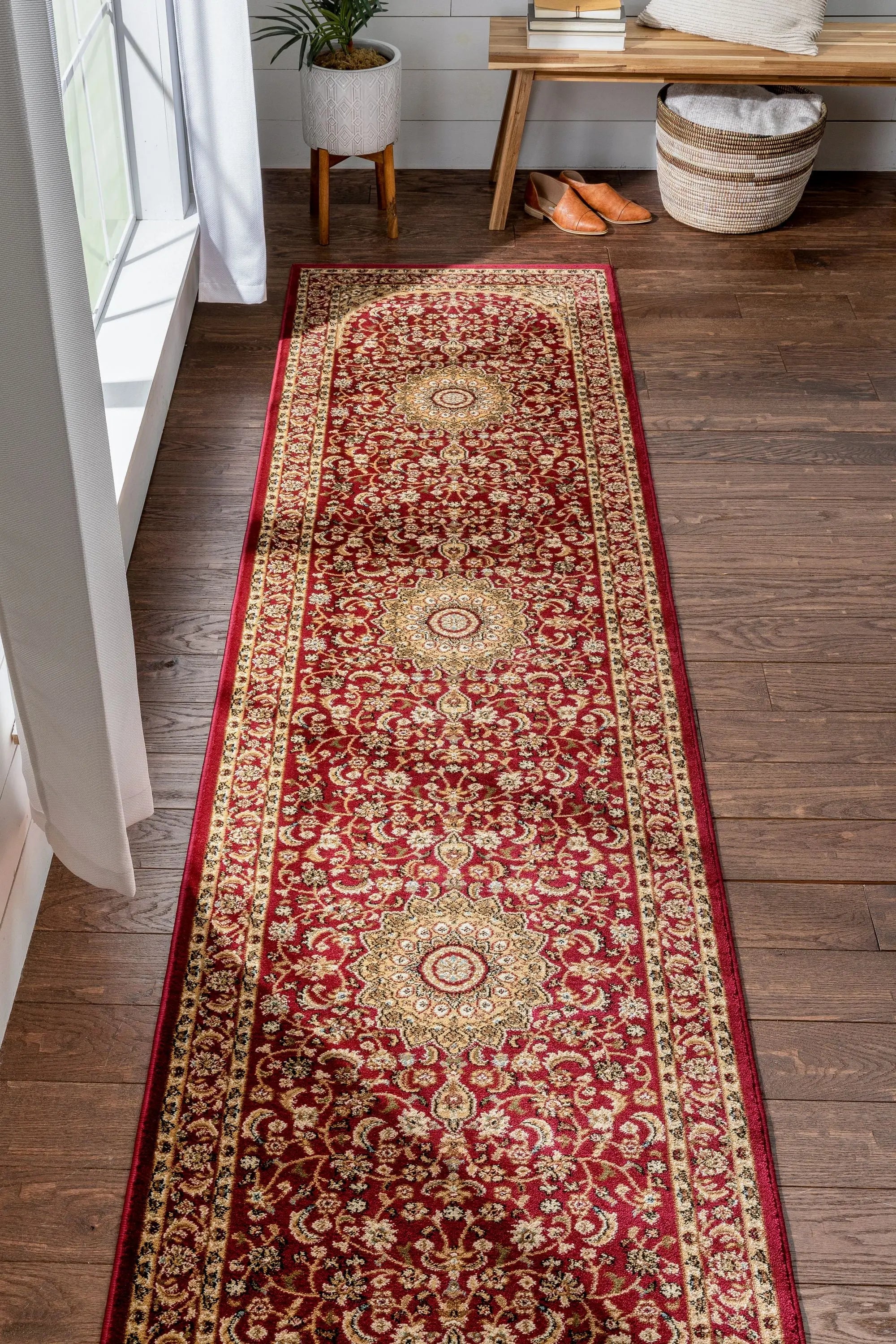 Aviva Red Traditional Rug、mySite、gigharbornorthrealestate