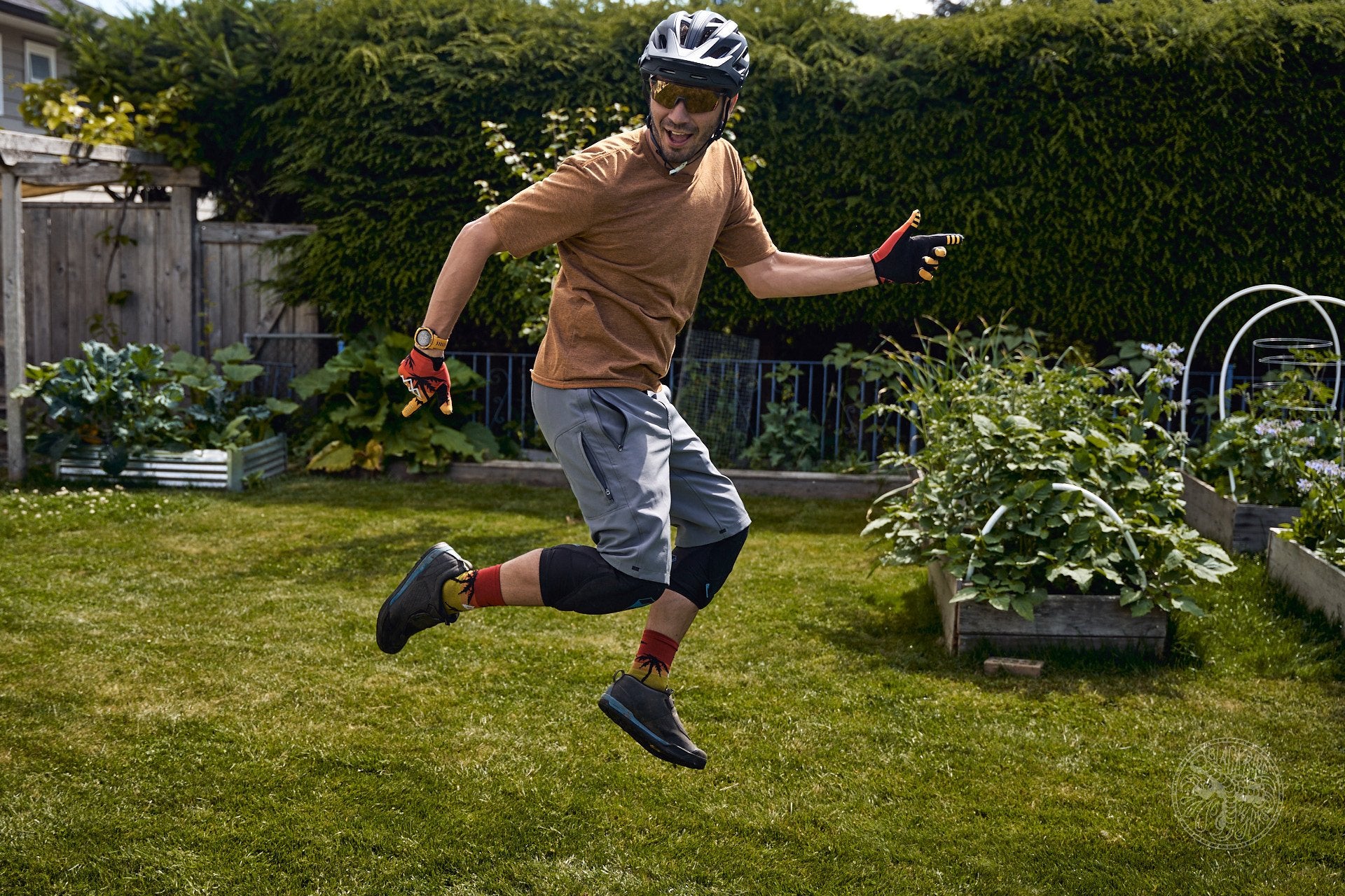 Tasco MTB Apparel - Shirt, Shorts, Gloves and Socks
