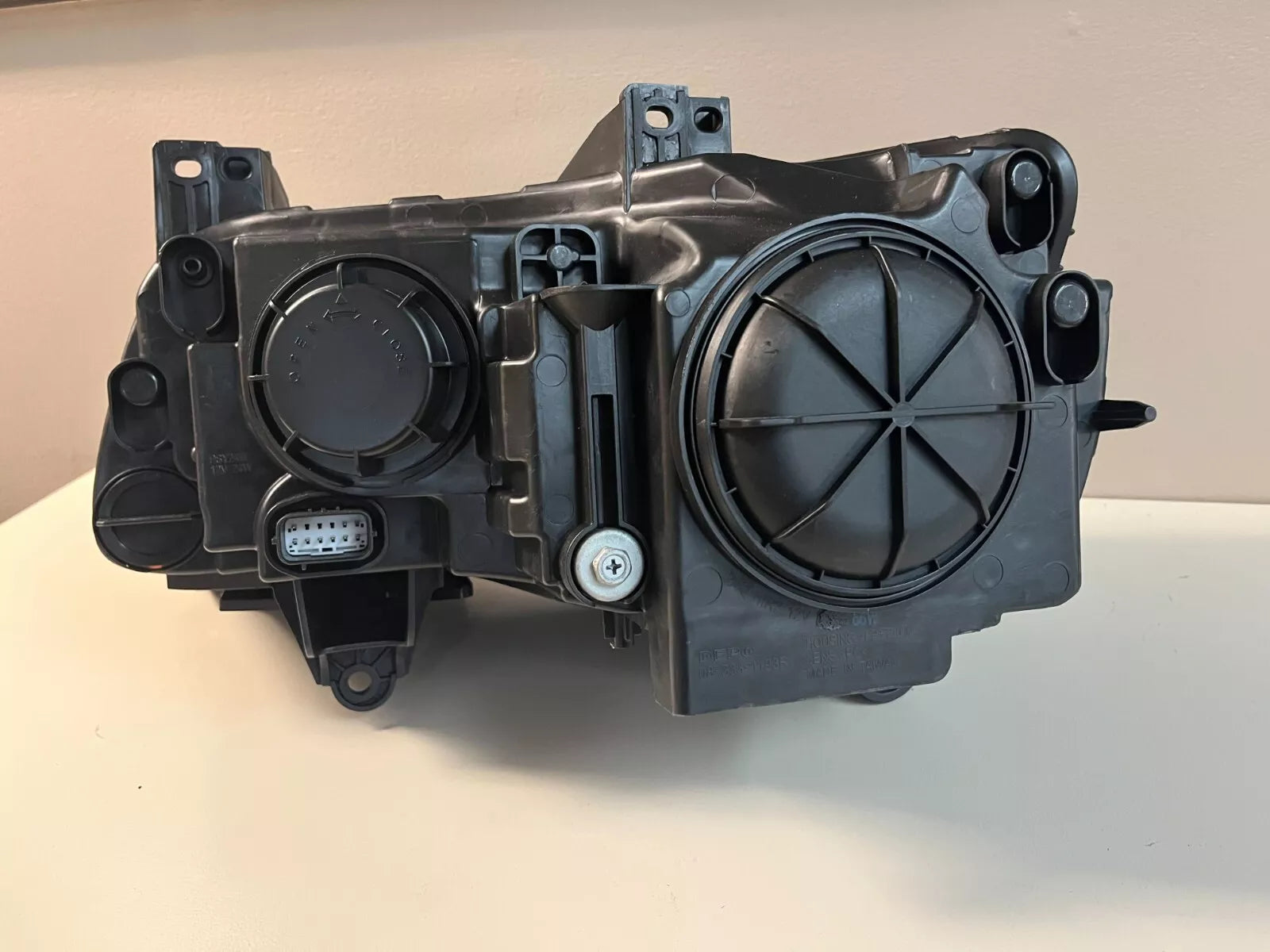 NEW DEPO 2011-2013 Chrysler 300 Passenger Side Head Light - 333-1193R-AS、mySite、nflplayoffbracketp