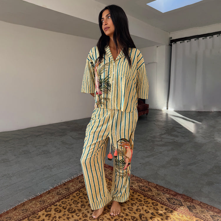 Toucan Button Through Set、mySite、solidvoid