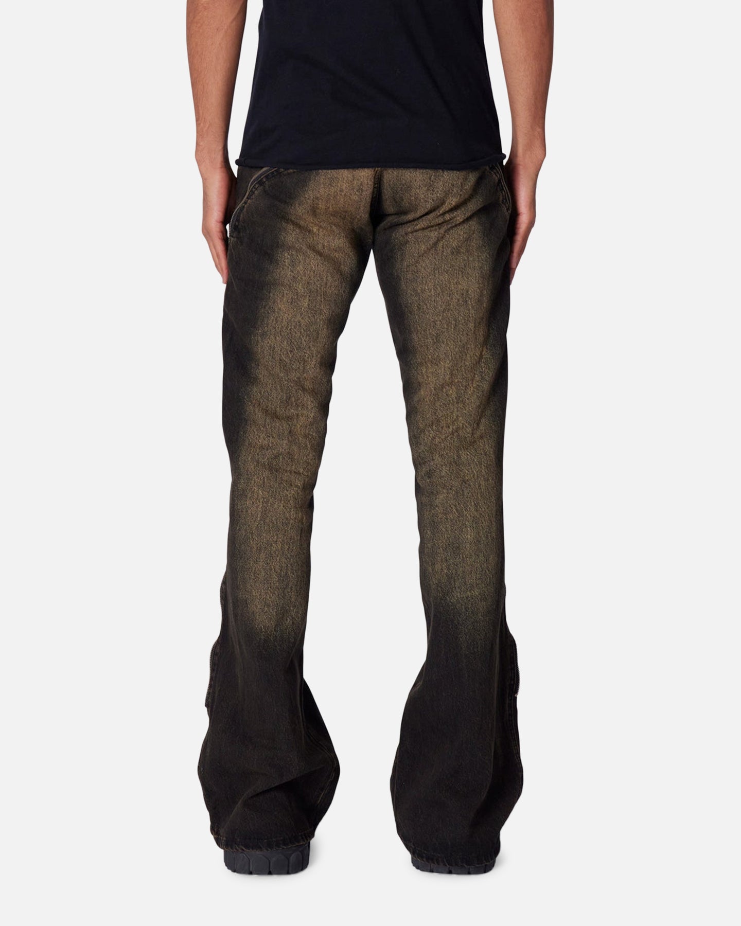 {product_title} - {shop_name}