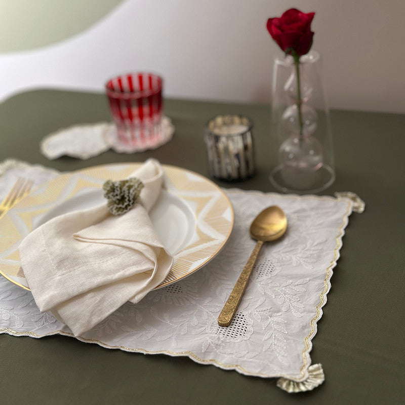 Cotton Table Mat Set | Placemats | White & Gold | Set of 4、mySite、camillekostekn