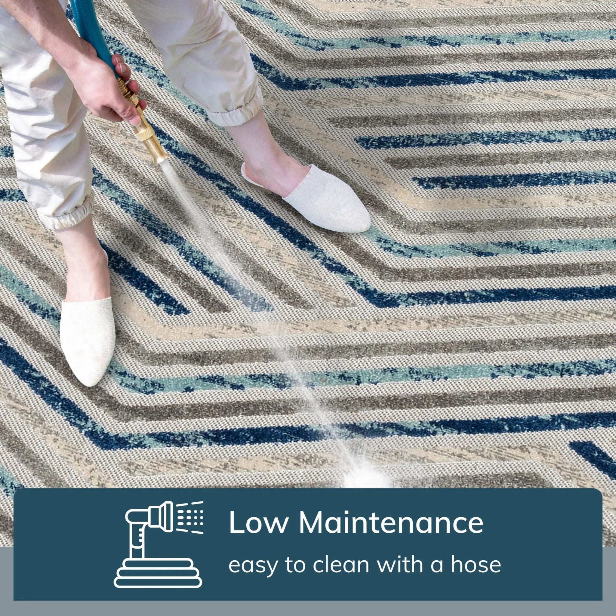 Neema Modern Chevron Striped Indoor/Outdoor Grey Blue High-Low Rug、mySite、gigharbornorthrealestate