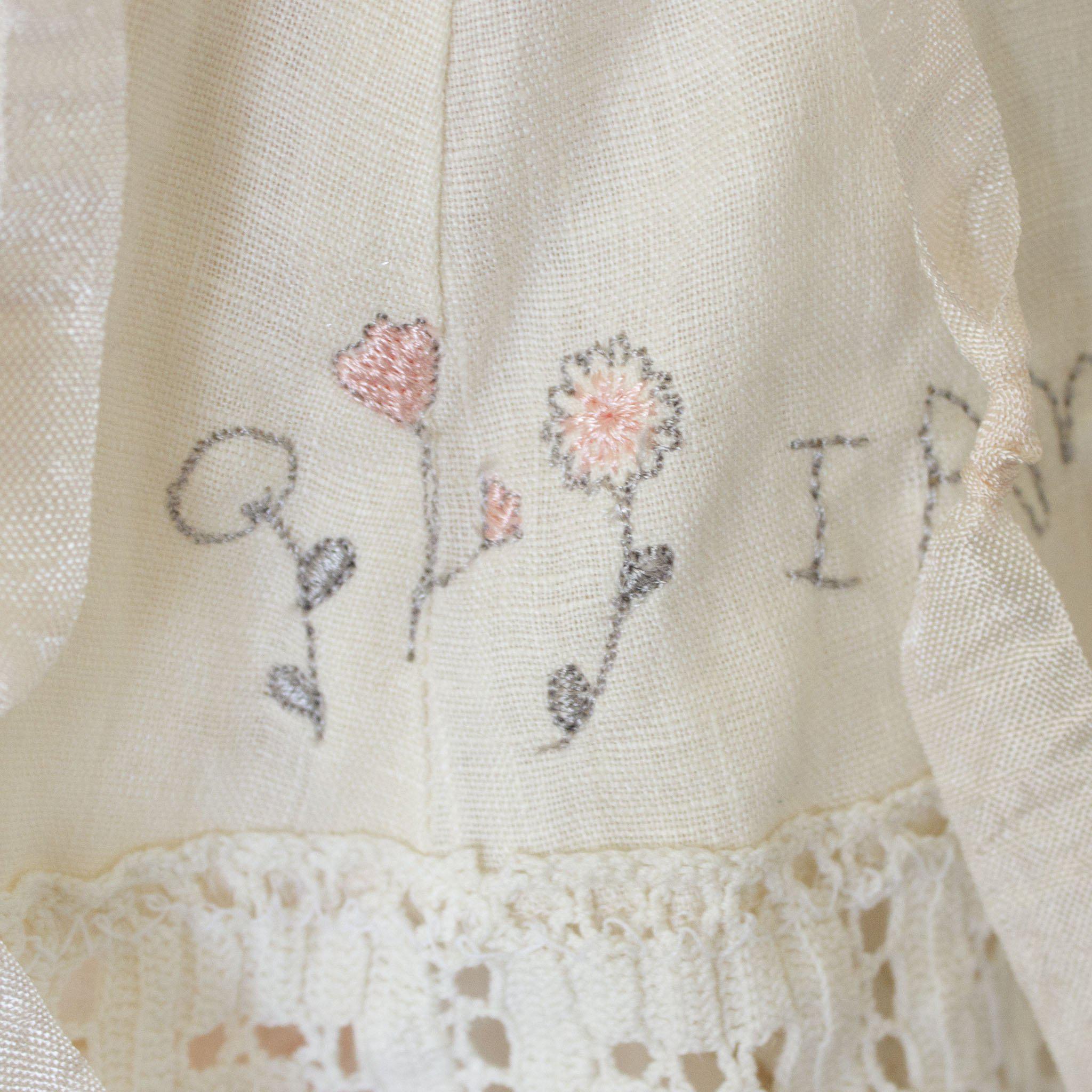 RETIRED - Hutch Studio - Happily I Hop - One Of A Kind Bunny、mySite、g9winljtr