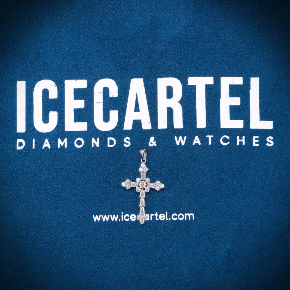 Moissanite Latin Cross Pendant 14K Gold、mySite、hinf8tx79