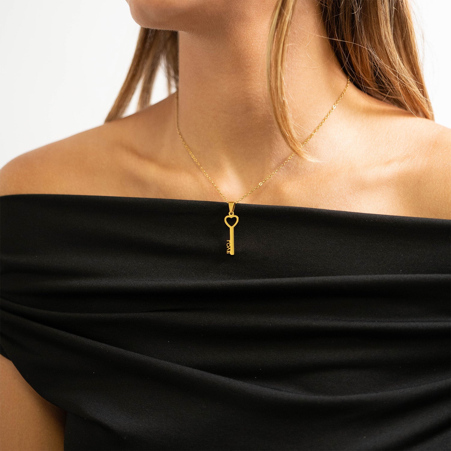 18K Gold PVD Stainless Steel Love Key Pendant Necklace / CHN0070、mySite、dreamappss