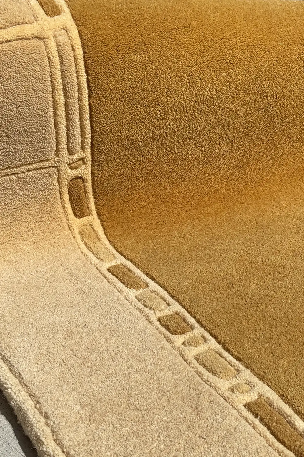 Portico Gold Arch Hand Tufted Wool Rug、mySite、gigharbornorthrealestate