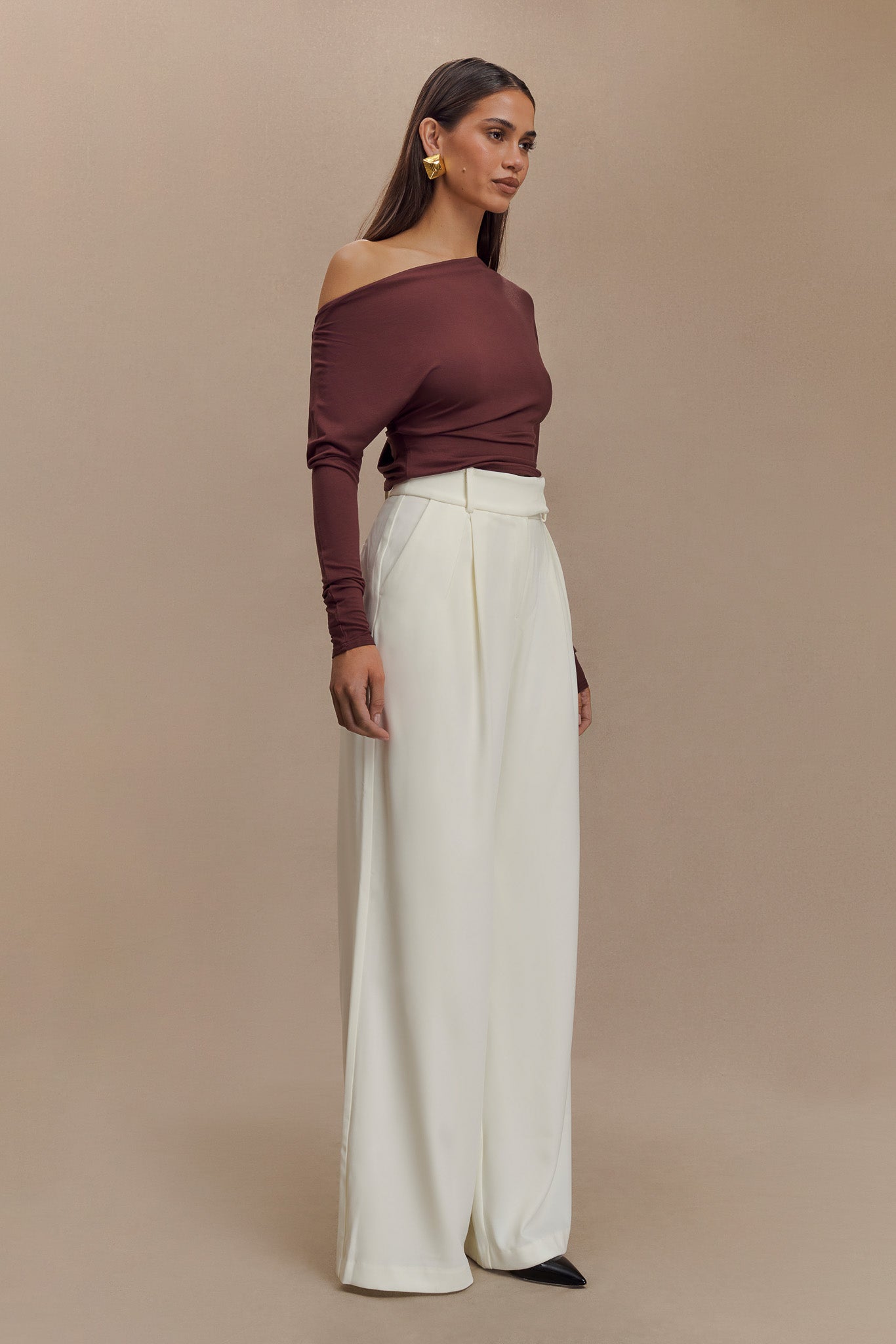 Yasmin Asymmetrical Long Sleeve Top - Mahogany、mySite、solidvoid