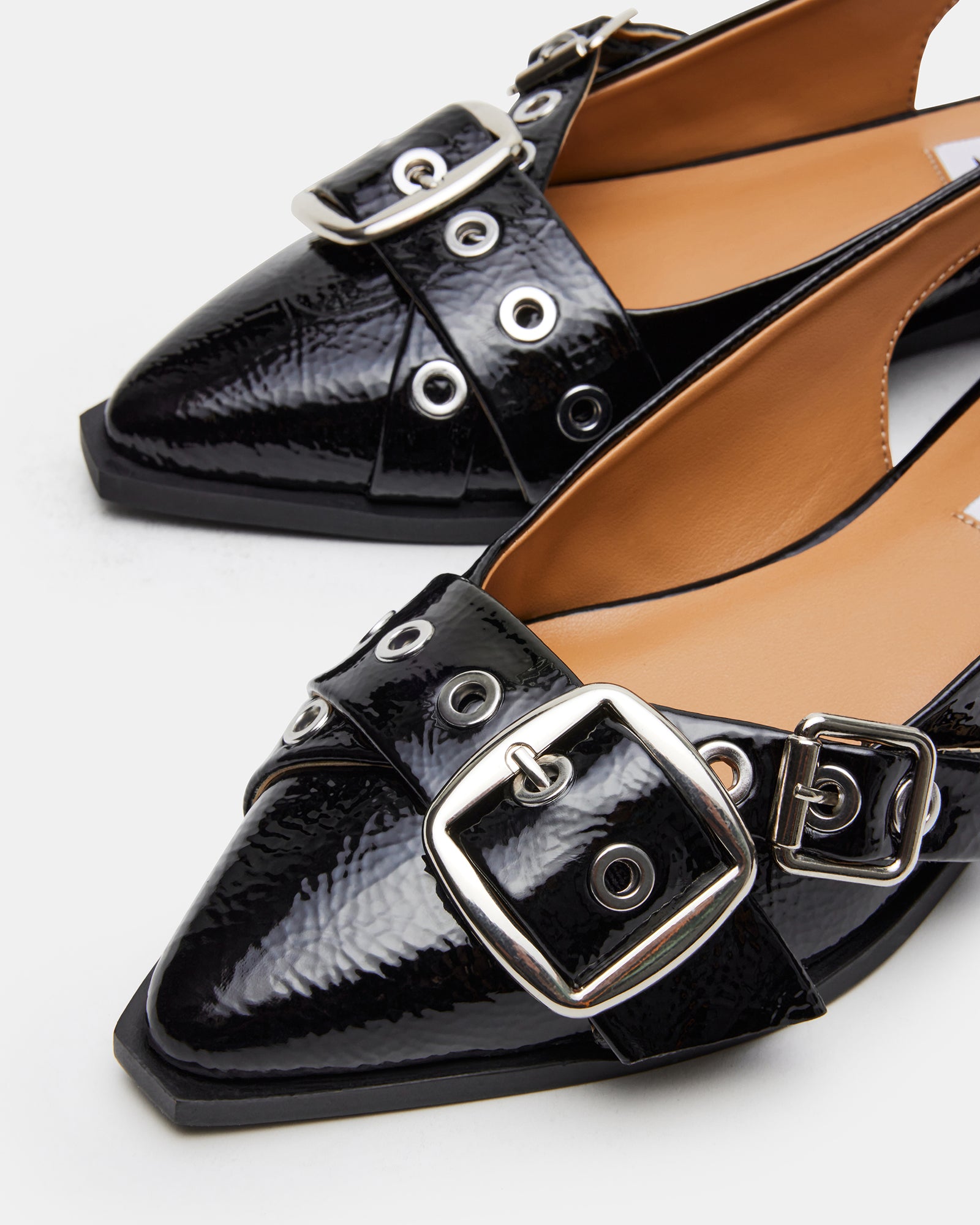 GUTZY BLACK PATENT、mySite、gtrtttuynbv