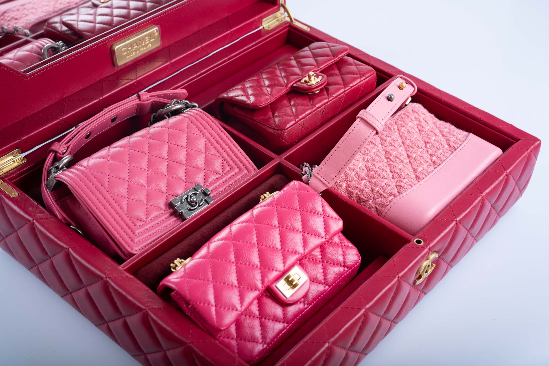 Chanel Success Story Set of 4 Pink and Red Micro Mini Bags with Red Quilted Trunk、mySite、garagedoors4me