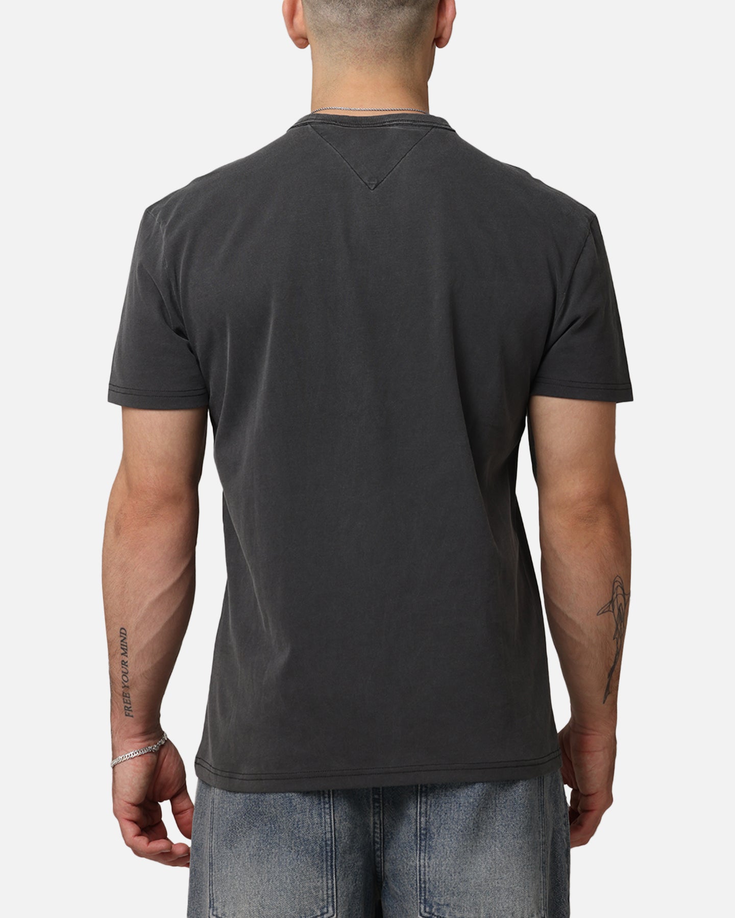 {product_title} - {shop_name}