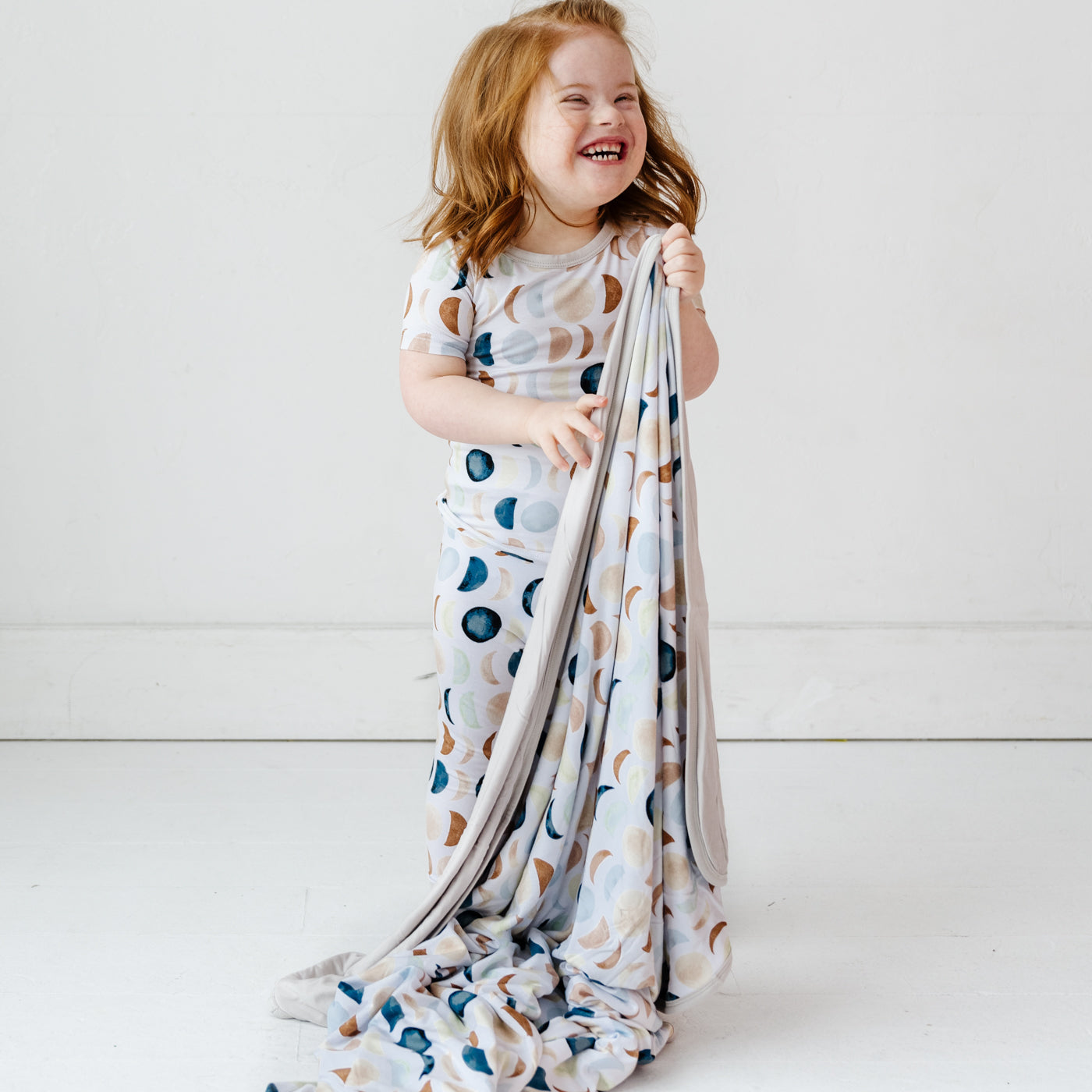 Luna Neutral Large Cloud Blanket®、mySite、g9winljtr