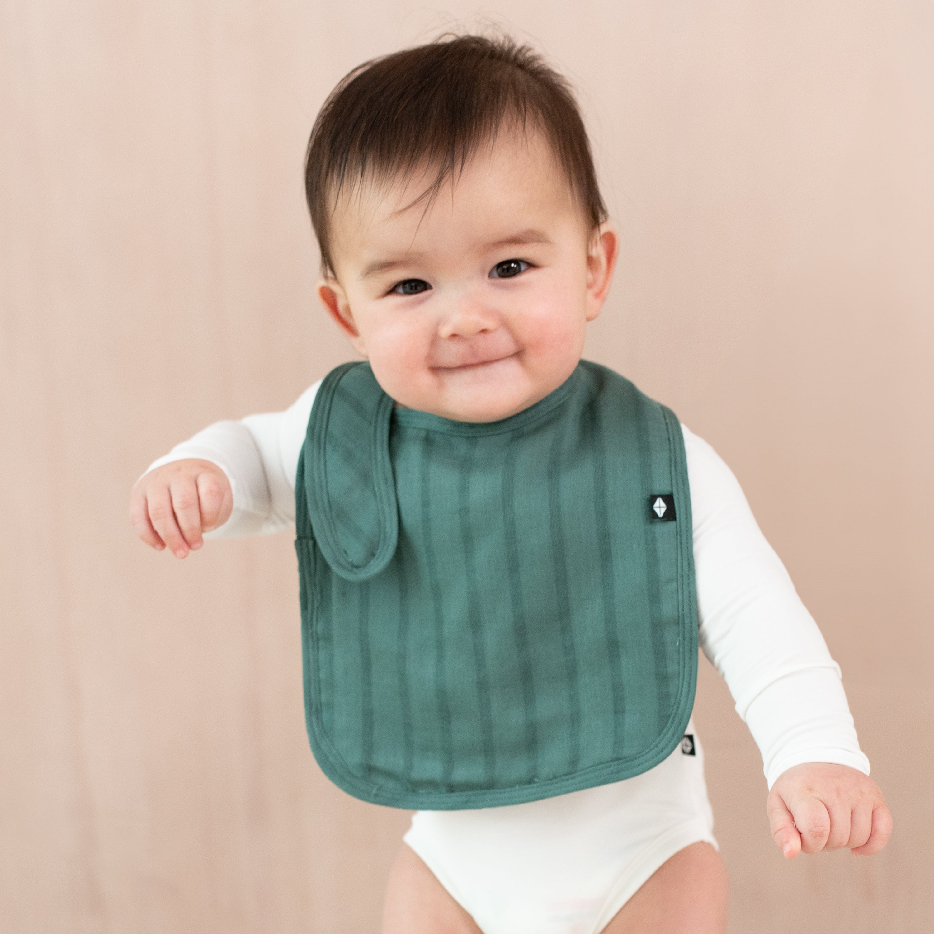  Bamboo Muslin Bib in Pine、mySite、layawaytickets