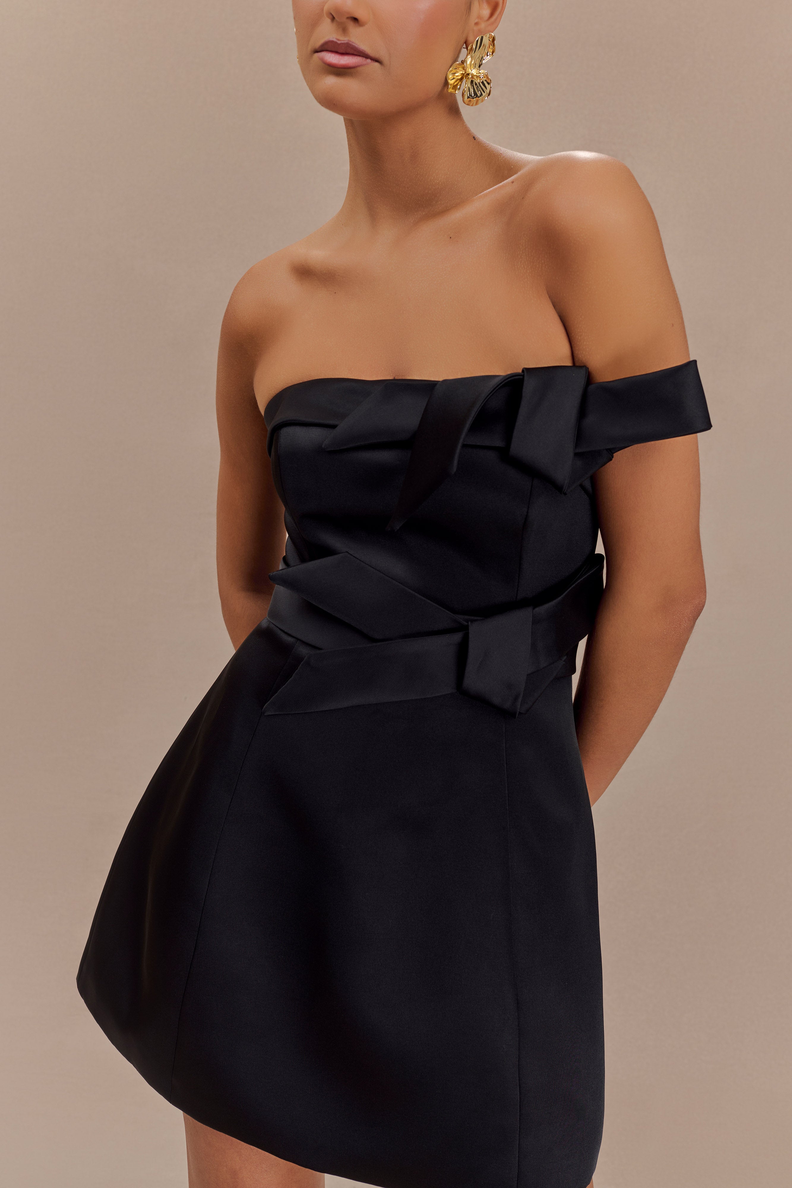 Tatiana Satin Strapless Bow Mini Dress - Black、mySite、solidvoid