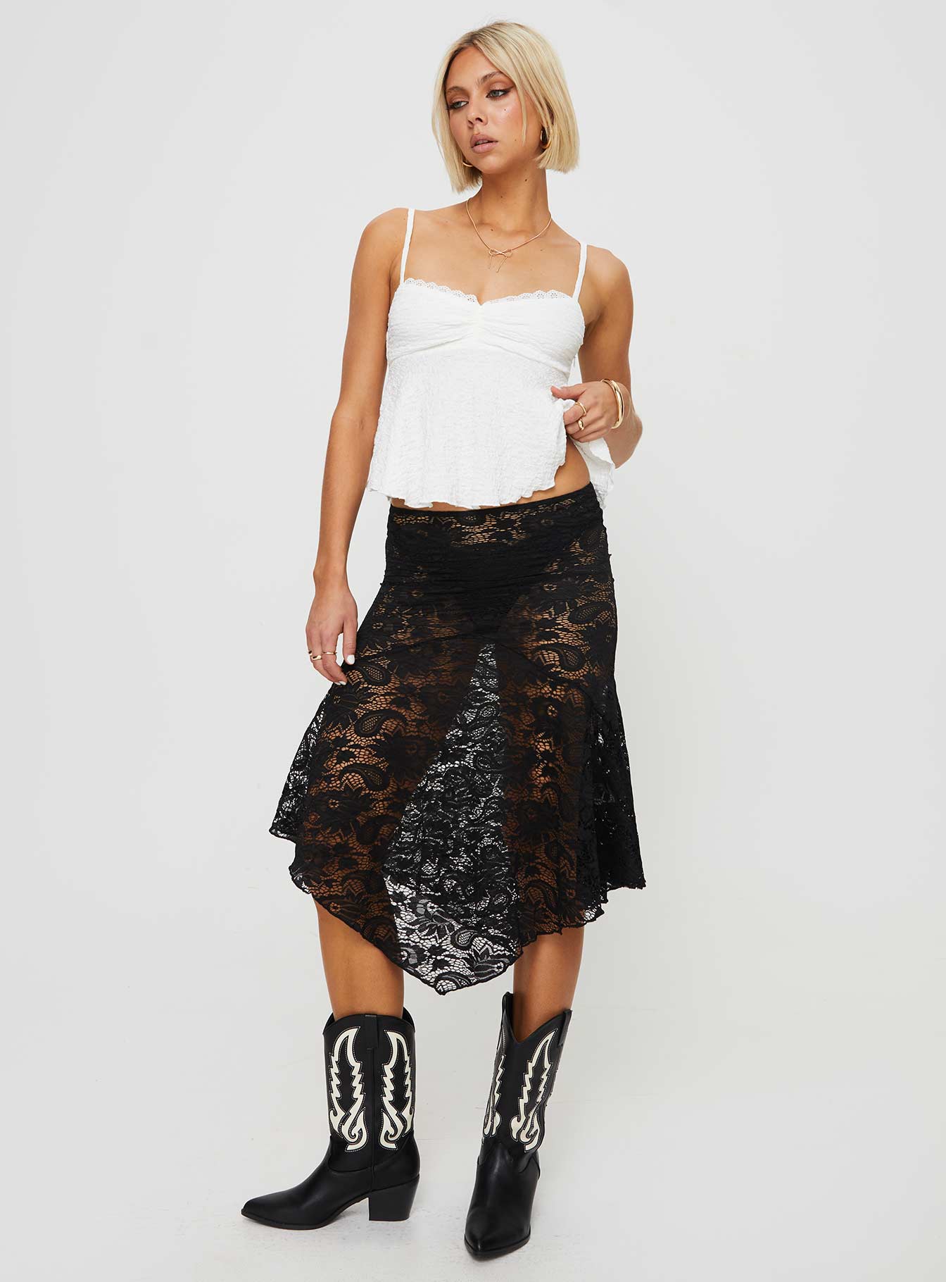 Anwar Top White、mySite、solidvoid