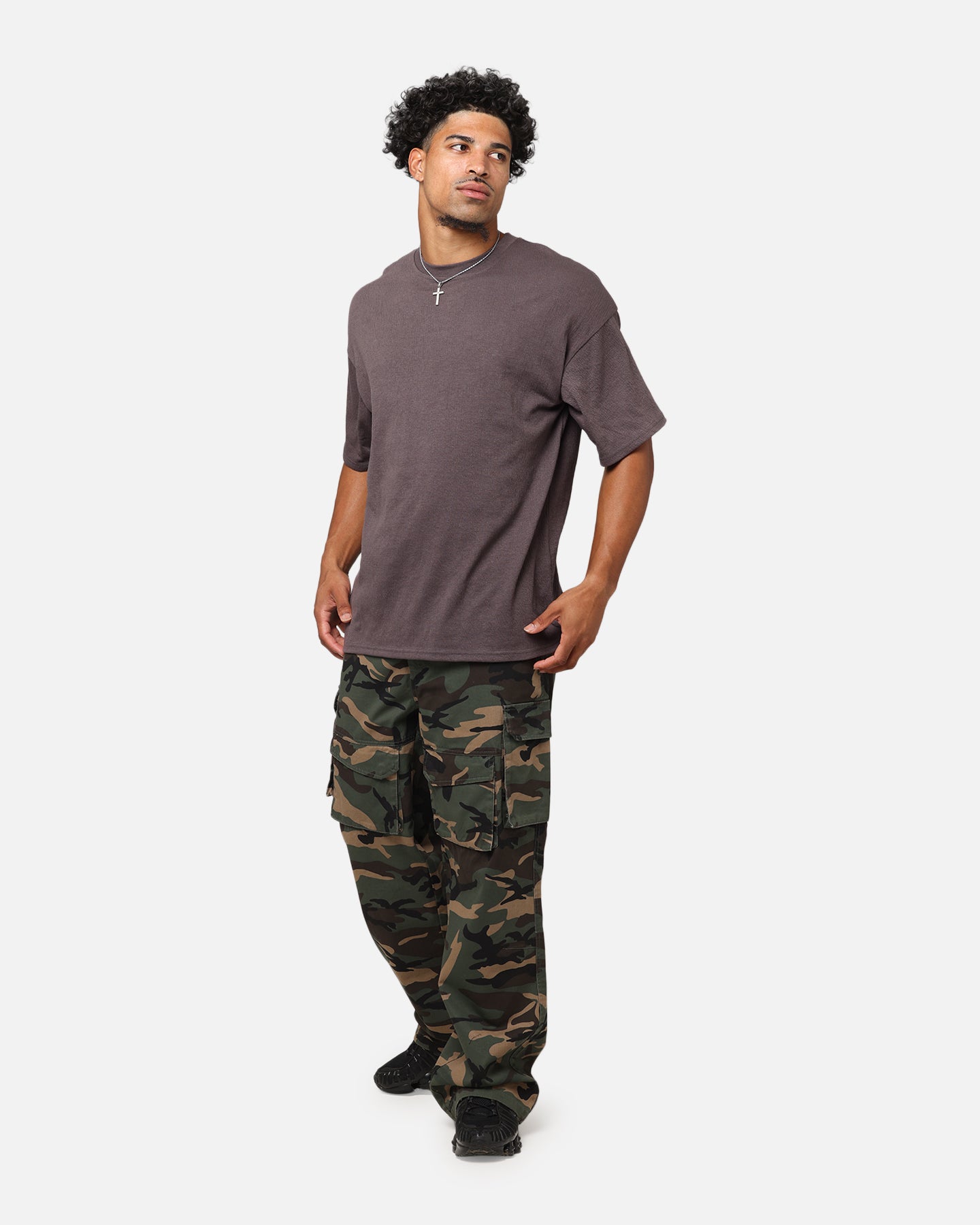 {product_title} - {shop_name}