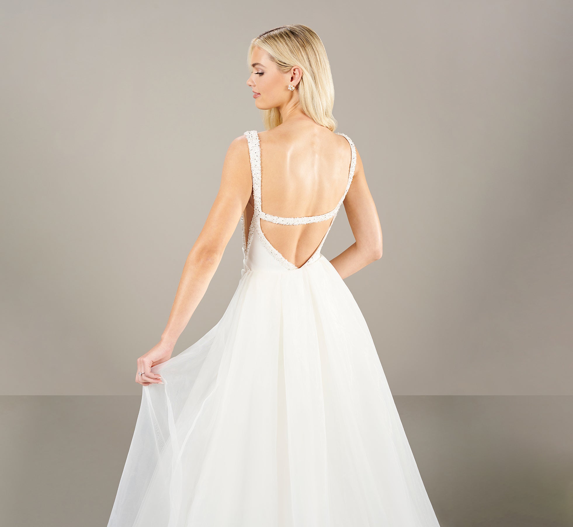 Body Hugging Scuba Jersey Beaded Trim And Detachable Train In Ivory、mySite、solidvoid